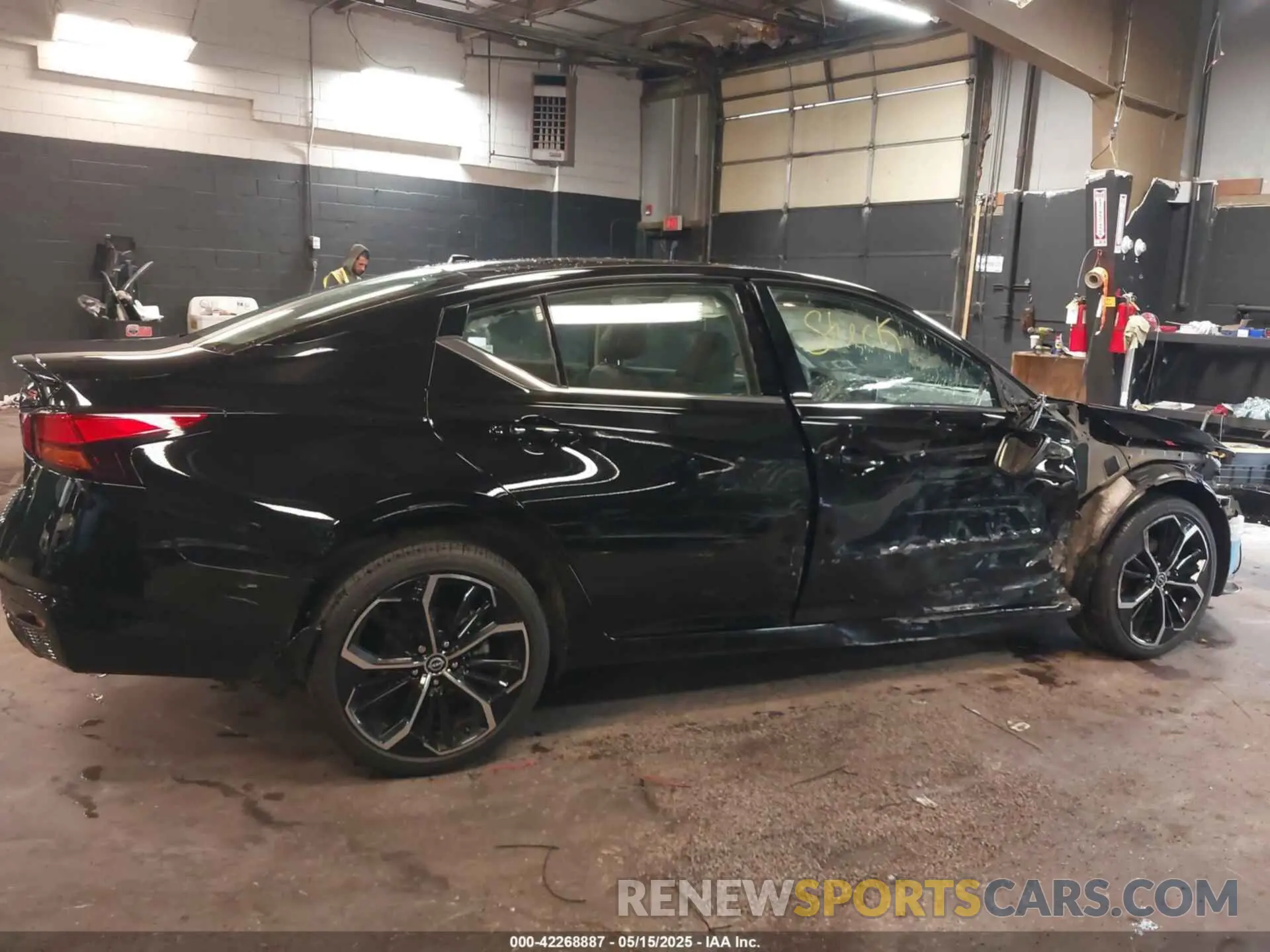14 Photograph of a damaged car 1N4BL4CW4PN385931 NISSAN ALTIMA 2023