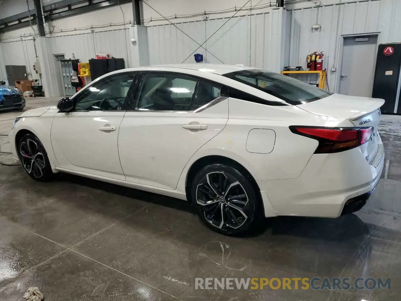 2 Photograph of a damaged car 1N4BL4CW6PN317260 NISSAN ALTIMA 2023