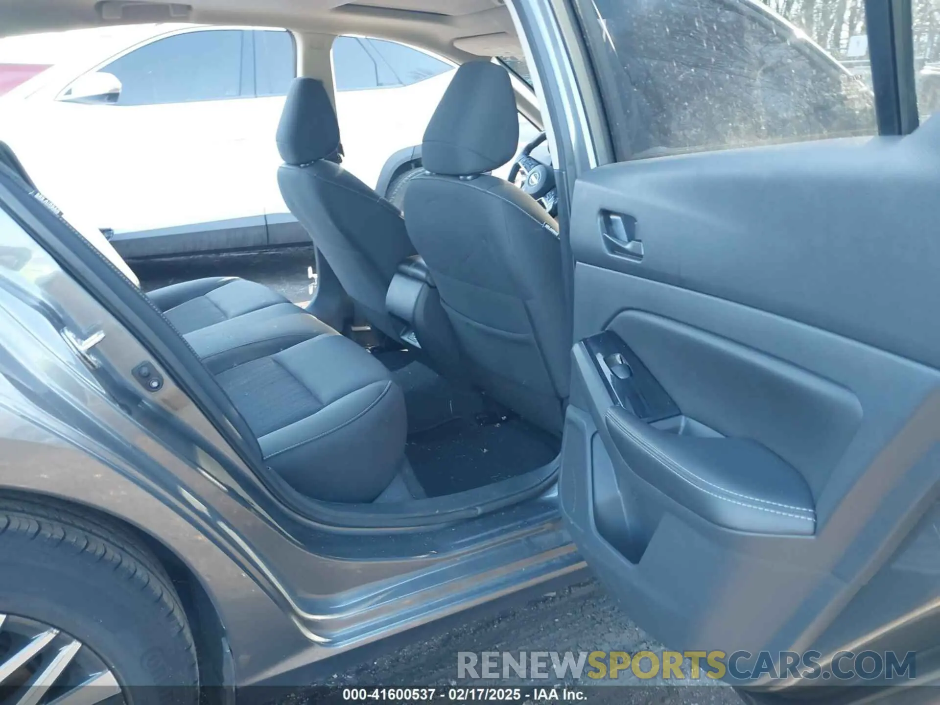 8 Photograph of a damaged car 1N4BL4DV0PN309886 NISSAN ALTIMA 2023