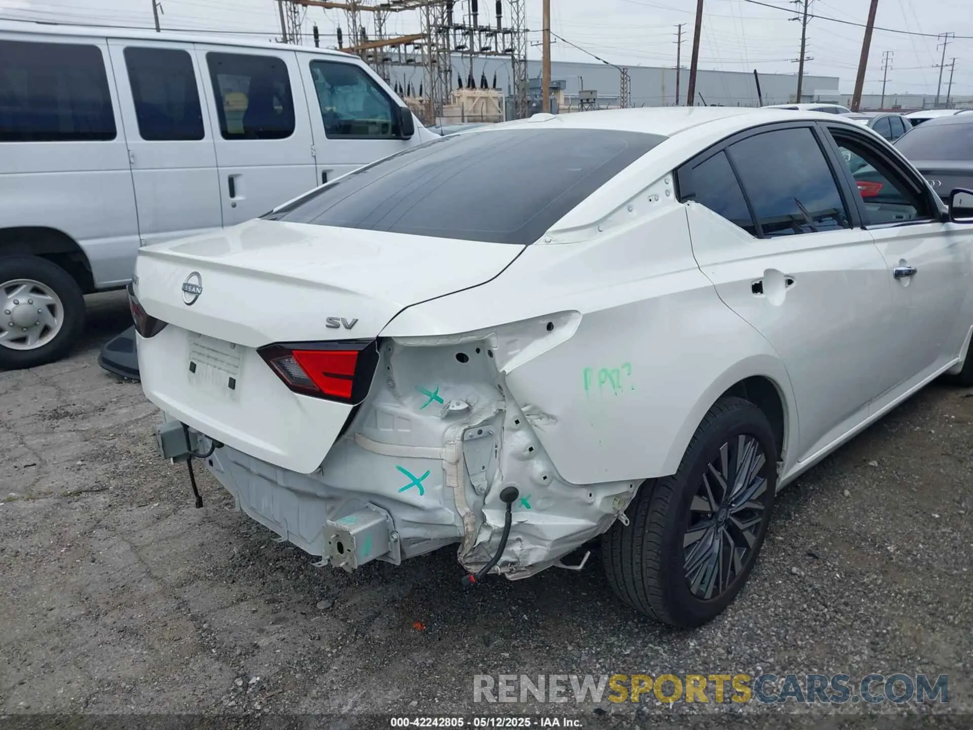 6 Photograph of a damaged car 1N4BL4DV0PN328955 NISSAN ALTIMA 2023