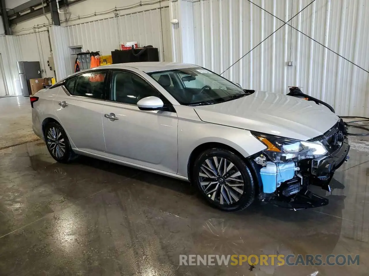 4 Photograph of a damaged car 1N4BL4DV0PN363723 NISSAN ALTIMA 2023