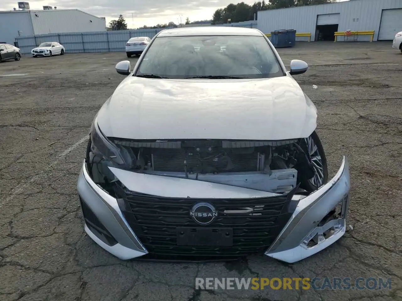 5 Photograph of a damaged car 1N4BL4DV0PN373832 NISSAN ALTIMA 2023