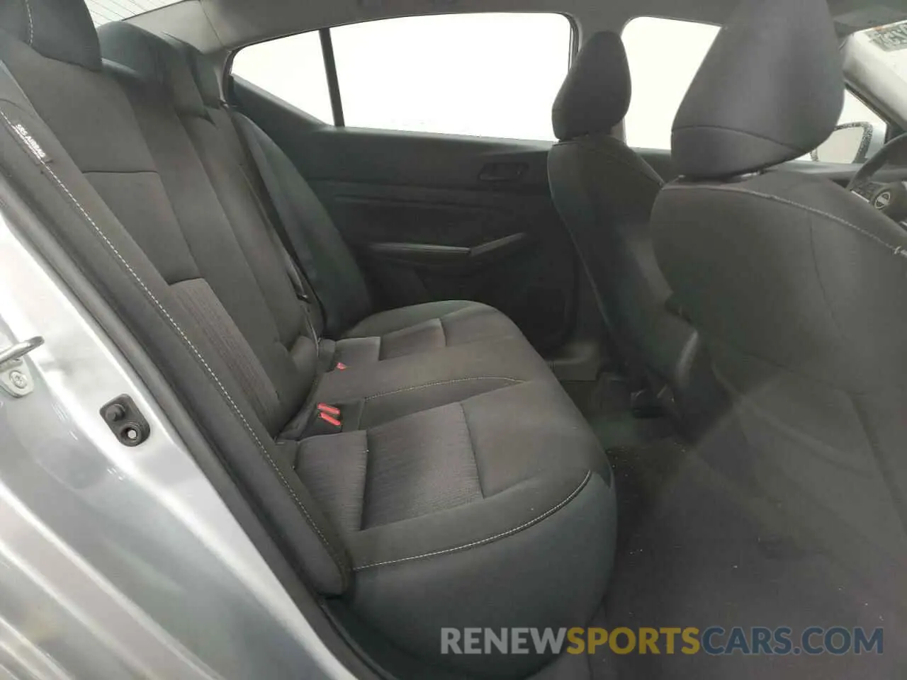 10 Photograph of a damaged car 1N4BL4DV0PN386953 NISSAN ALTIMA 2023