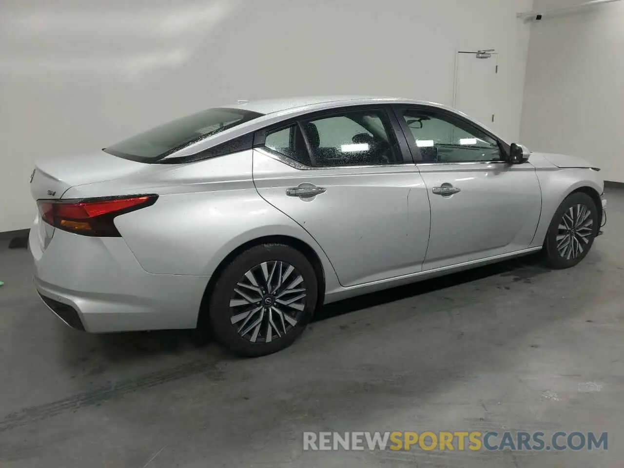 3 Photograph of a damaged car 1N4BL4DV0PN386953 NISSAN ALTIMA 2023