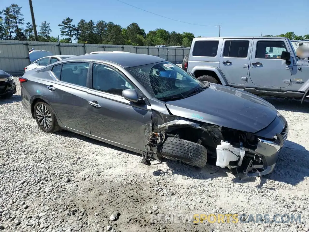 4 Photograph of a damaged car 1N4BL4DV1PN343383 NISSAN ALTIMA 2023