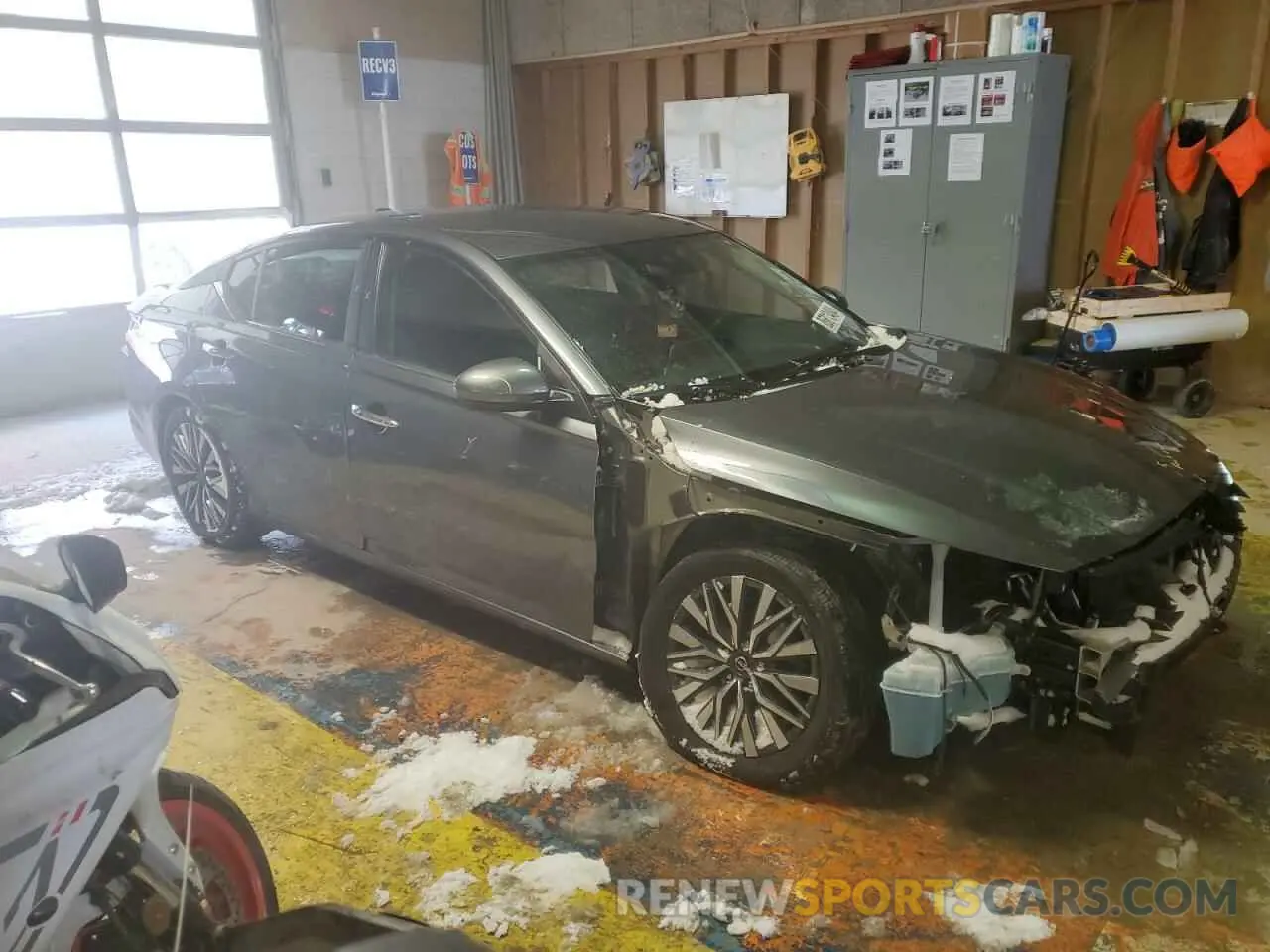 4 Photograph of a damaged car 1N4BL4DV1PN358966 NISSAN ALTIMA 2023