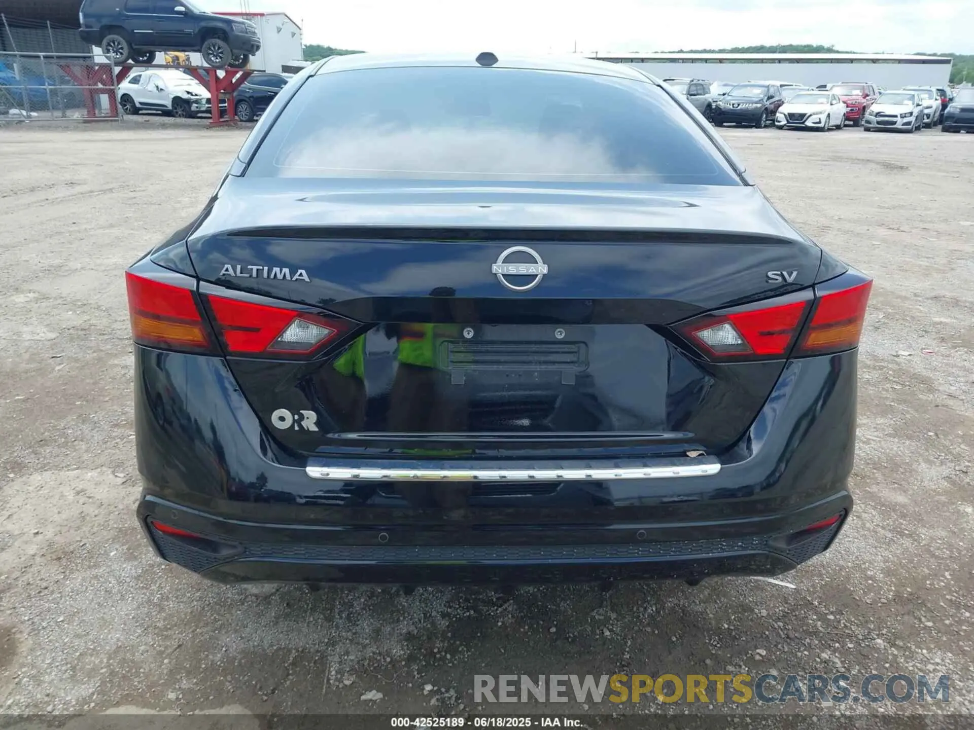 17 Photograph of a damaged car 1N4BL4DV2PN301997 NISSAN ALTIMA 2023