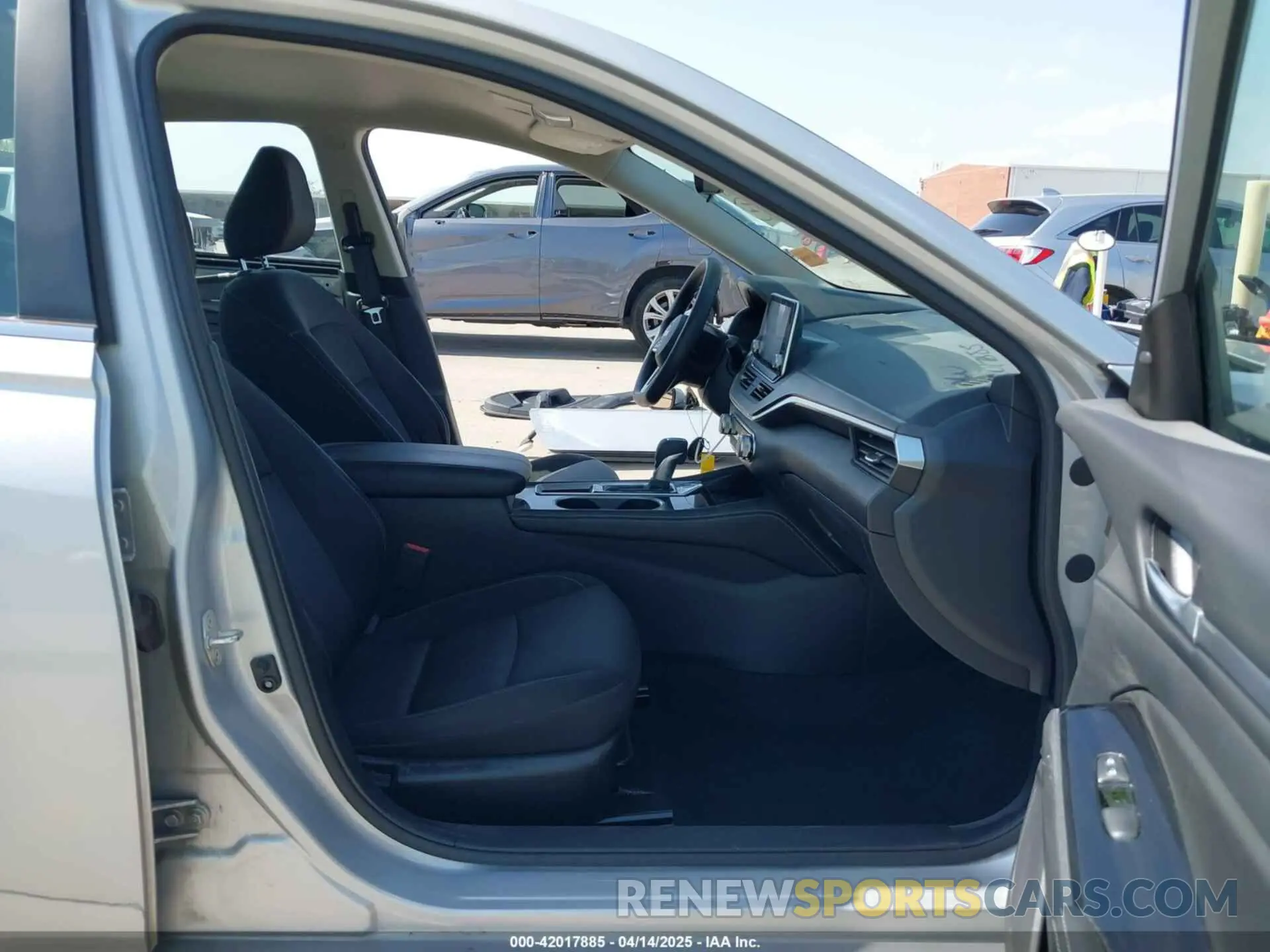 5 Photograph of a damaged car 1N4BL4DV2PN327919 NISSAN ALTIMA 2023