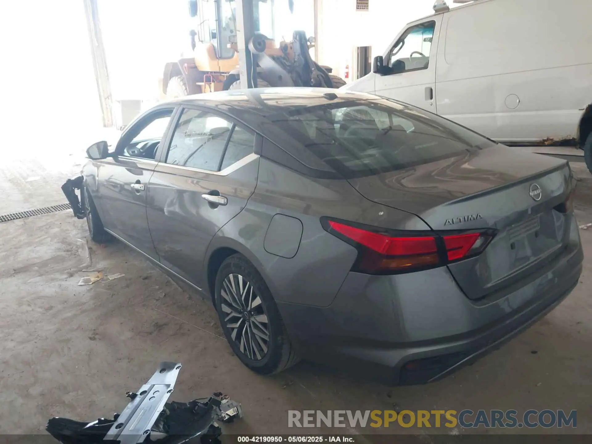 3 Photograph of a damaged car 1N4BL4DV2PN329105 NISSAN ALTIMA 2023