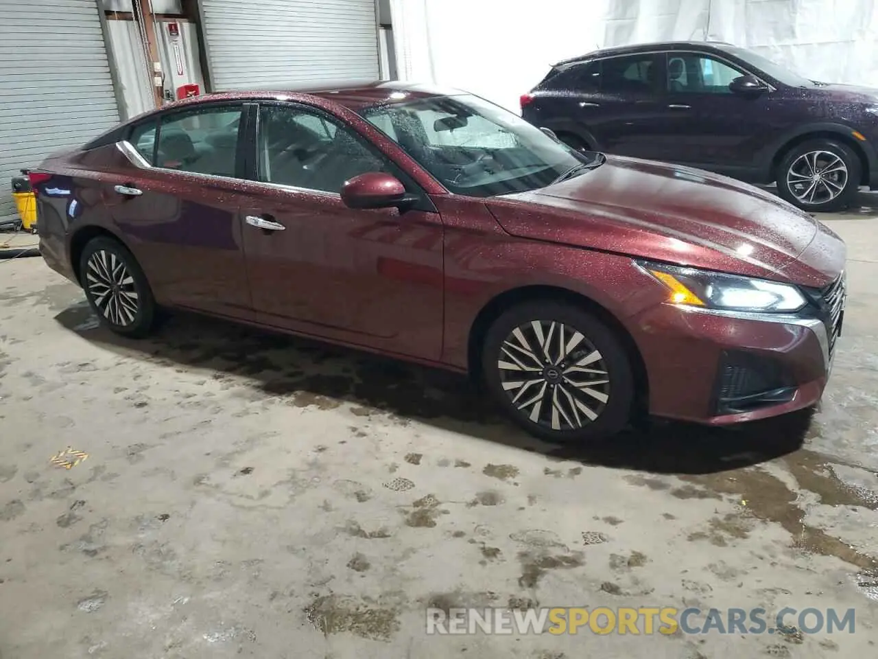 4 Photograph of a damaged car 1N4BL4DV2PN339990 NISSAN ALTIMA 2023