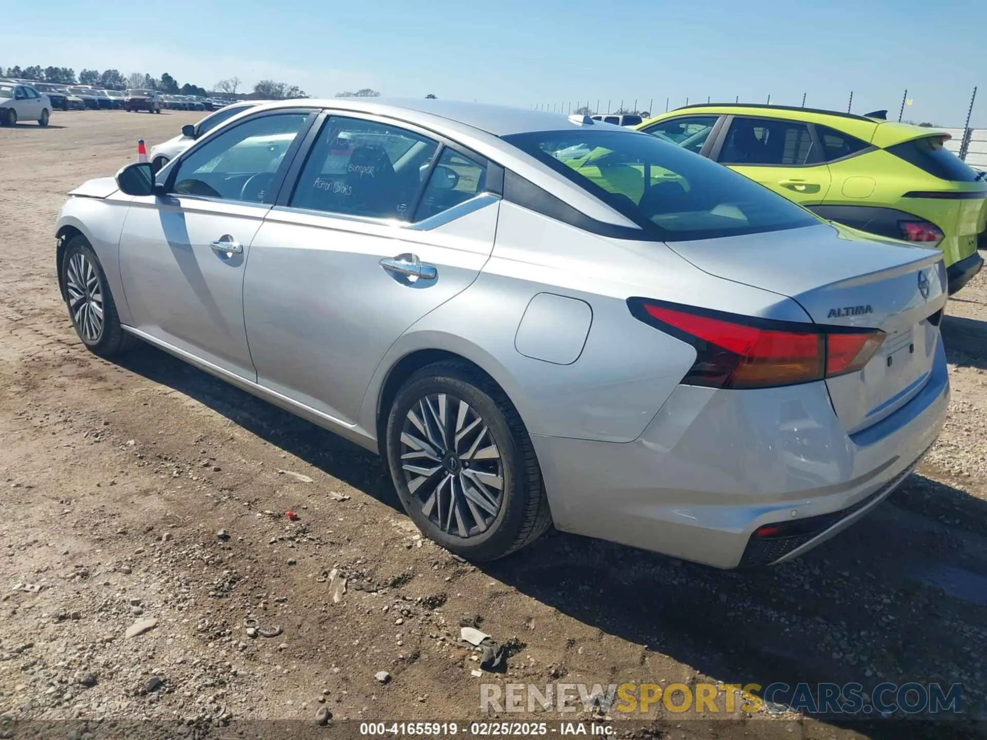 3 Photograph of a damaged car 1N4BL4DV2PN365330 NISSAN ALTIMA 2023