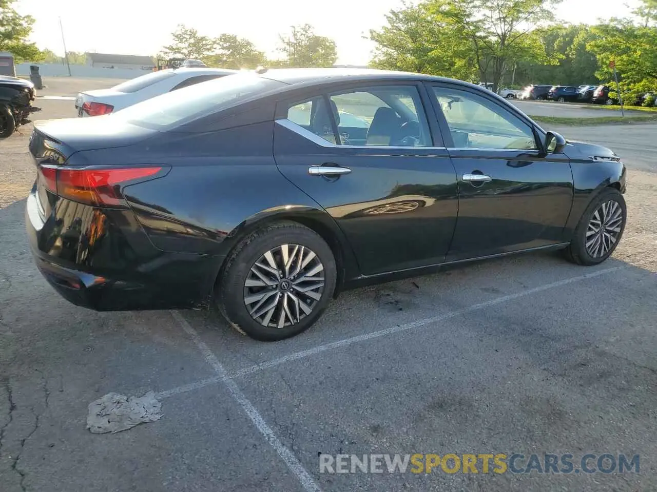 3 Photograph of a damaged car 1N4BL4DV2PN367322 NISSAN ALTIMA 2023