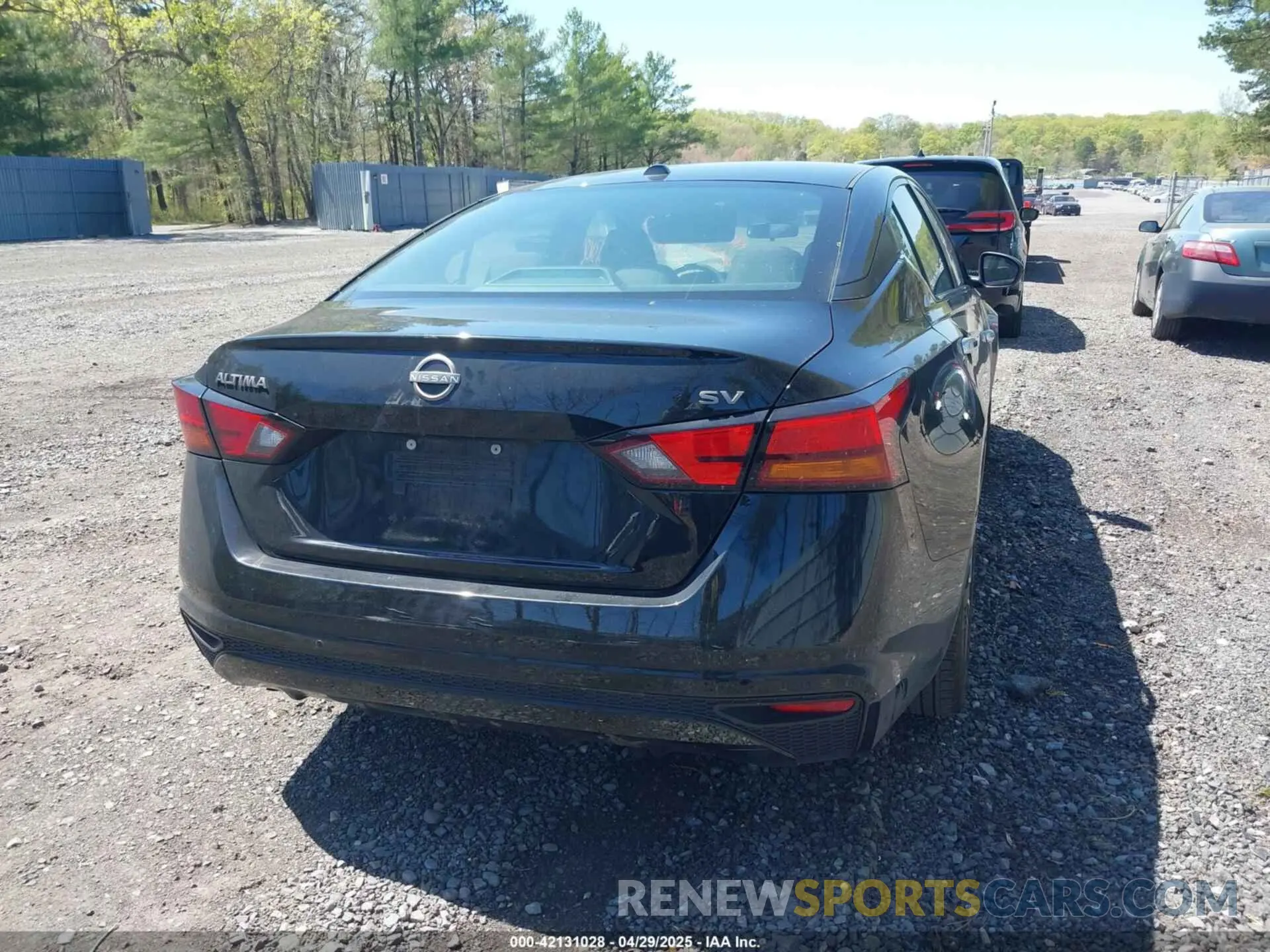 4 Photograph of a damaged car 1N4BL4DV2PN370625 NISSAN ALTIMA 2023