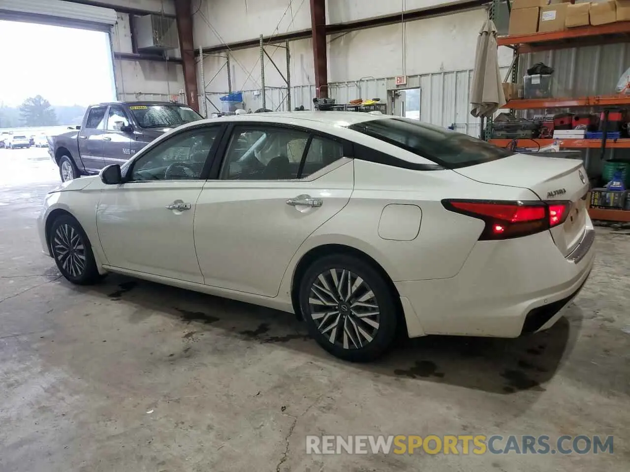2 Photograph of a damaged car 1N4BL4DV2PN396190 NISSAN ALTIMA 2023