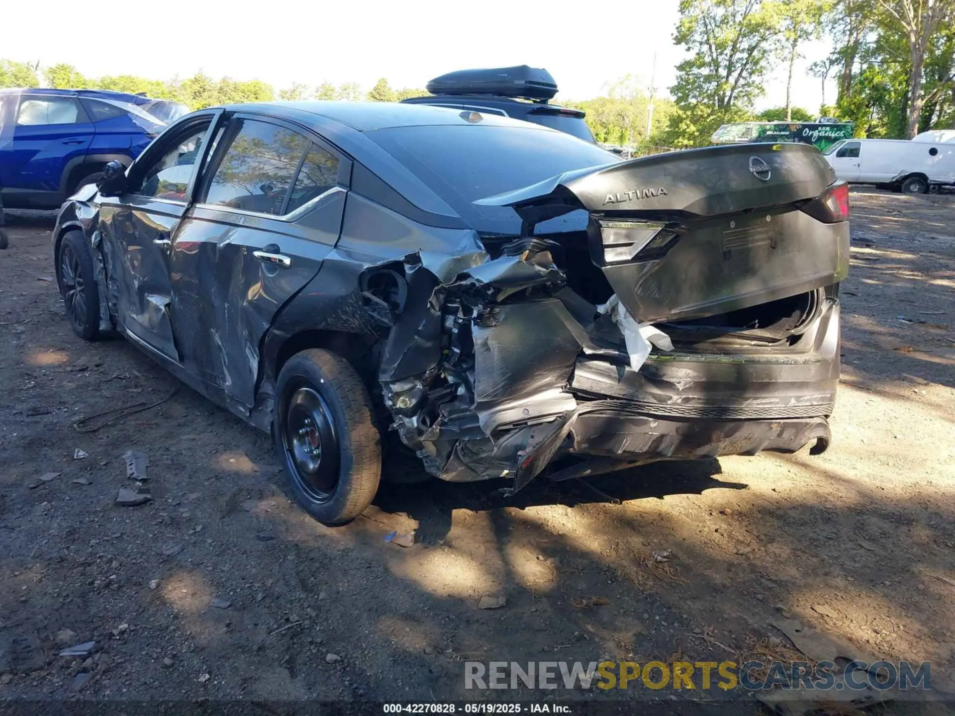 3 Photograph of a damaged car 1N4BL4DV2PN403042 NISSAN ALTIMA 2023