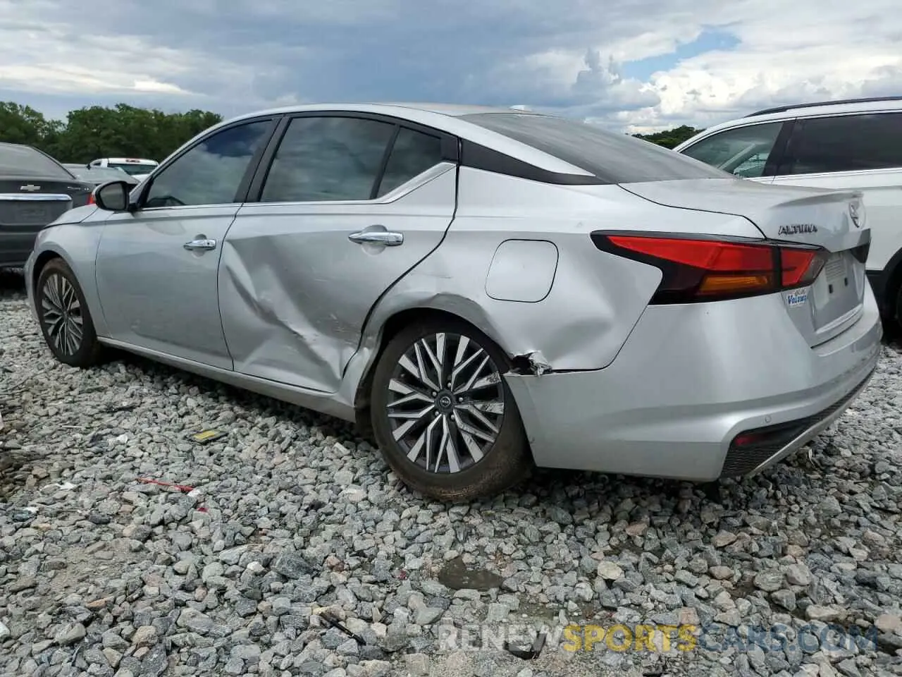 2 Photograph of a damaged car 1N4BL4DV3PN319215 NISSAN ALTIMA 2023