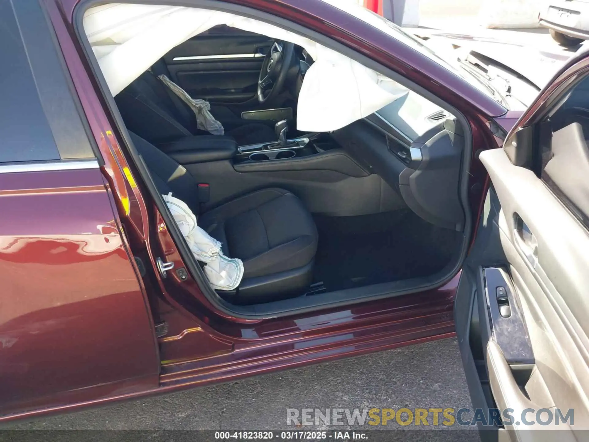 5 Photograph of a damaged car 1N4BL4DV3PN344678 NISSAN ALTIMA 2023