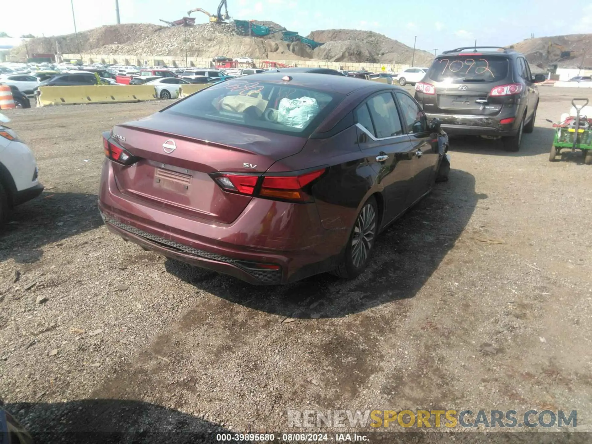 4 Photograph of a damaged car 1N4BL4DV3PN345149 NISSAN ALTIMA 2023