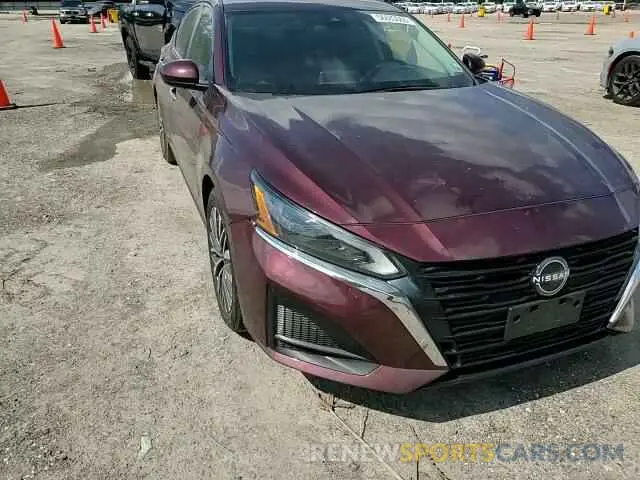 13 Photograph of a damaged car 1N4BL4DV3PN350982 NISSAN ALTIMA 2023