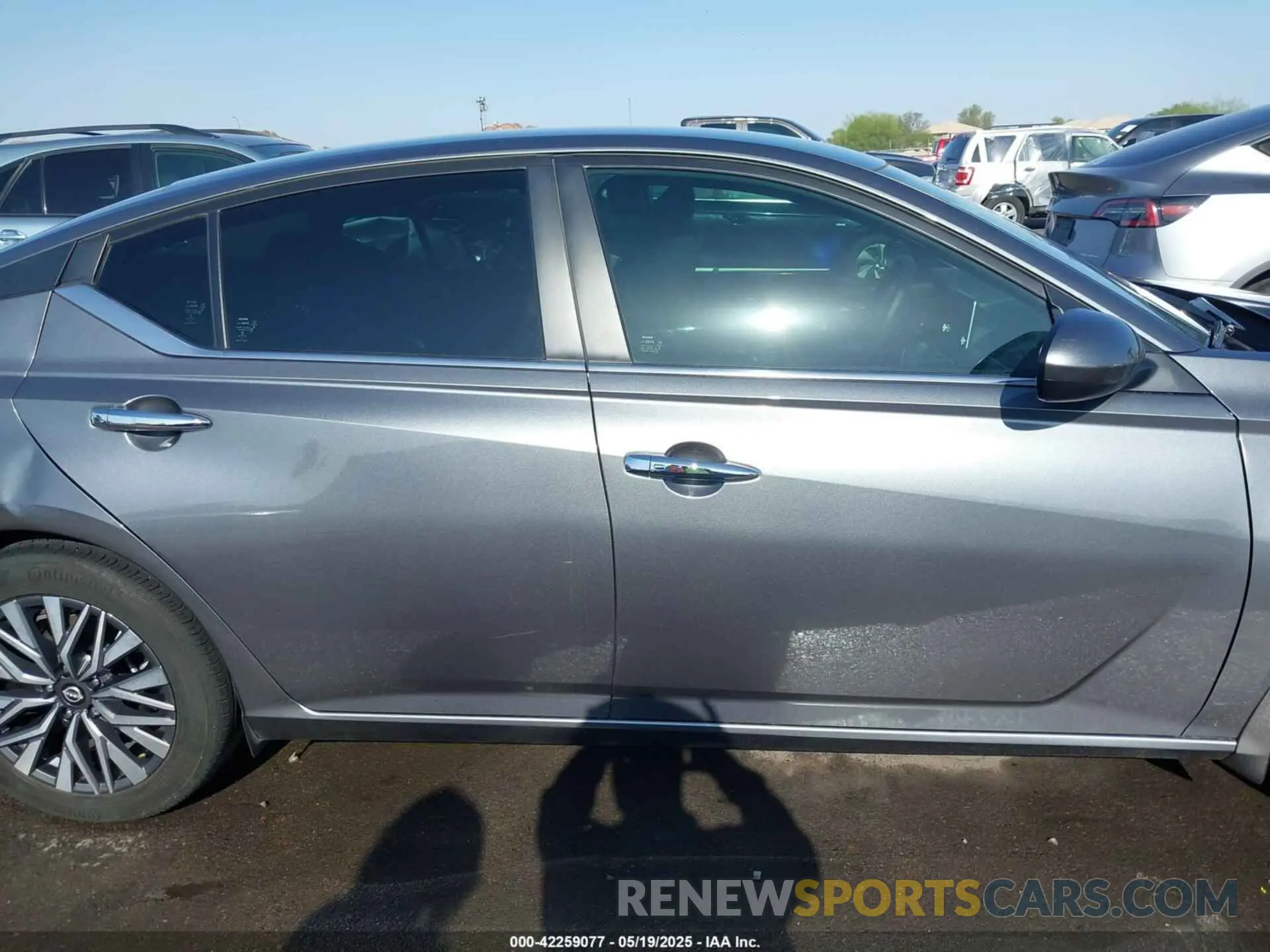 14 Photograph of a damaged car 1N4BL4DV3PN353476 NISSAN ALTIMA 2023