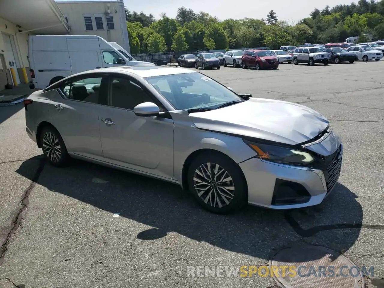 4 Photograph of a damaged car 1N4BL4DV3PN360945 NISSAN ALTIMA 2023