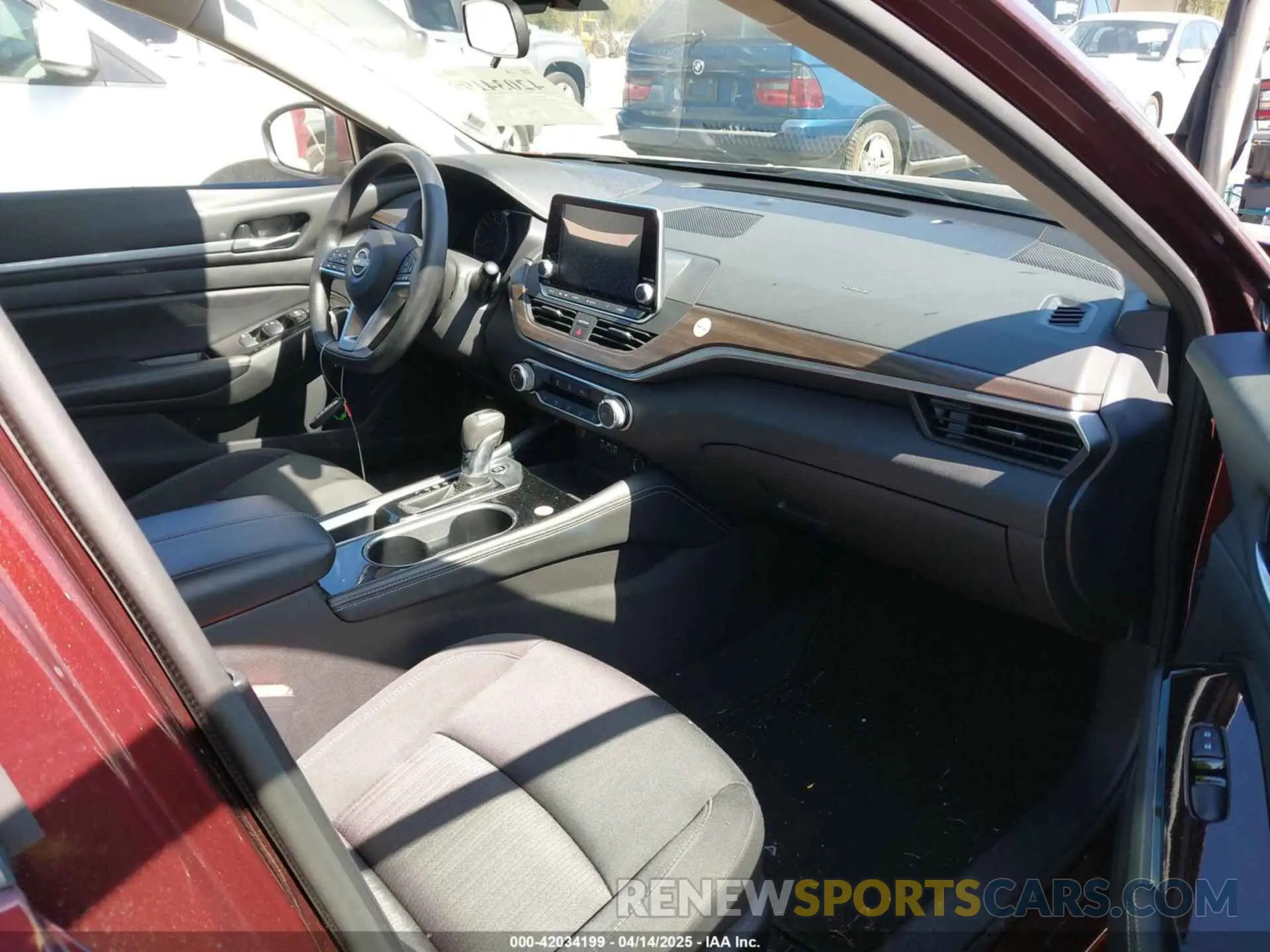 5 Photograph of a damaged car 1N4BL4DV3PN361075 NISSAN ALTIMA 2023