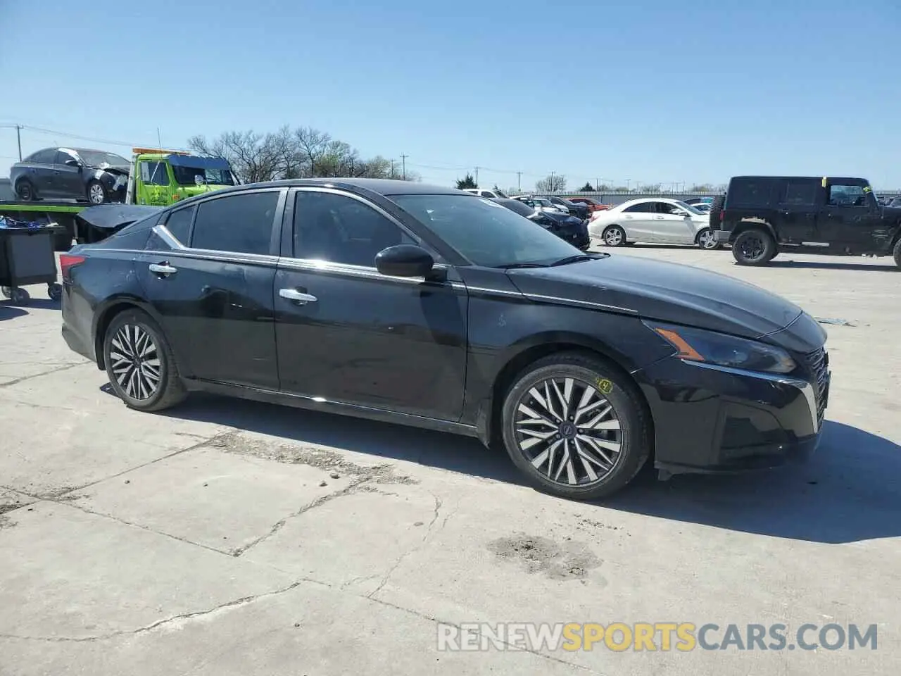 4 Photograph of a damaged car 1N4BL4DV4PN379973 NISSAN ALTIMA 2023