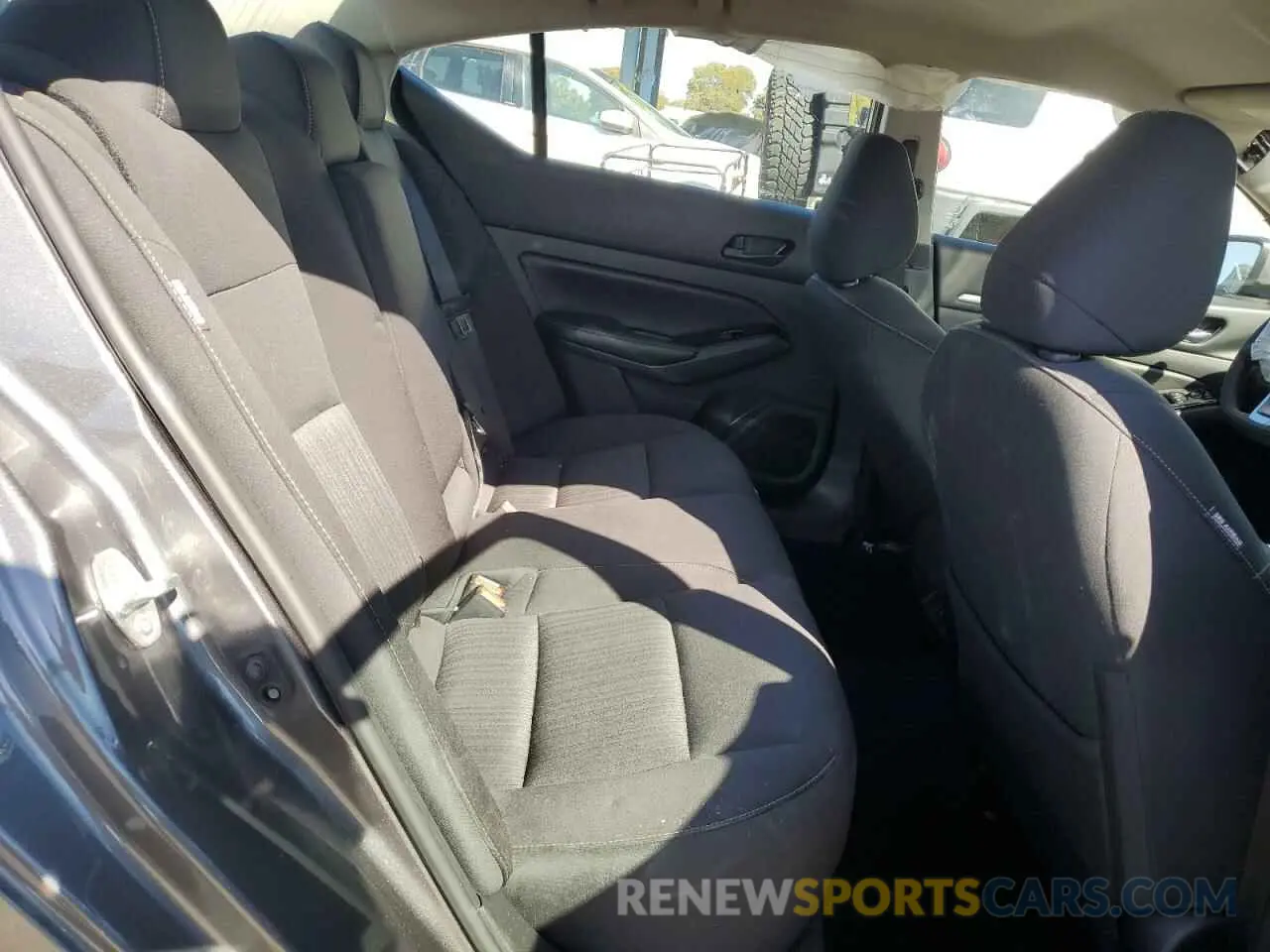 10 Photograph of a damaged car 1N4BL4DV5PN325260 NISSAN ALTIMA 2023