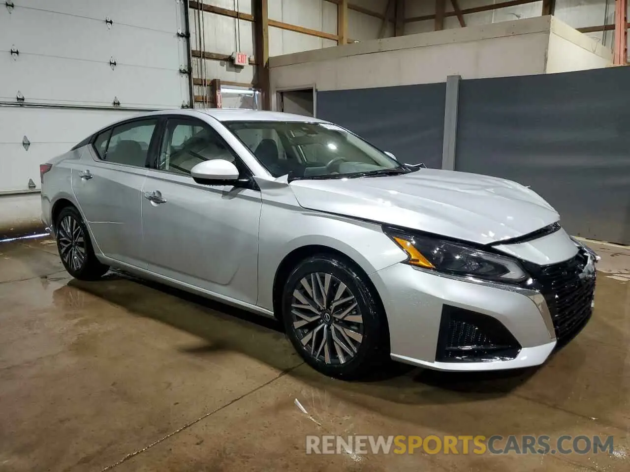 4 Photograph of a damaged car 1N4BL4DV5PN349736 NISSAN ALTIMA 2023