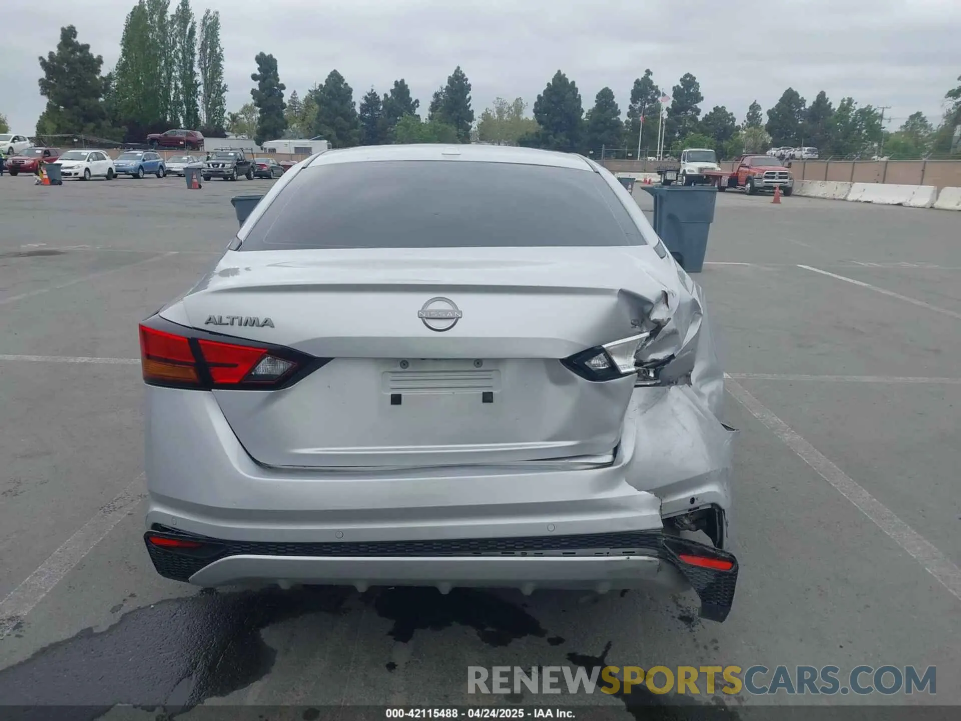 16 Photograph of a damaged car 1N4BL4DV5PN372417 NISSAN ALTIMA 2023