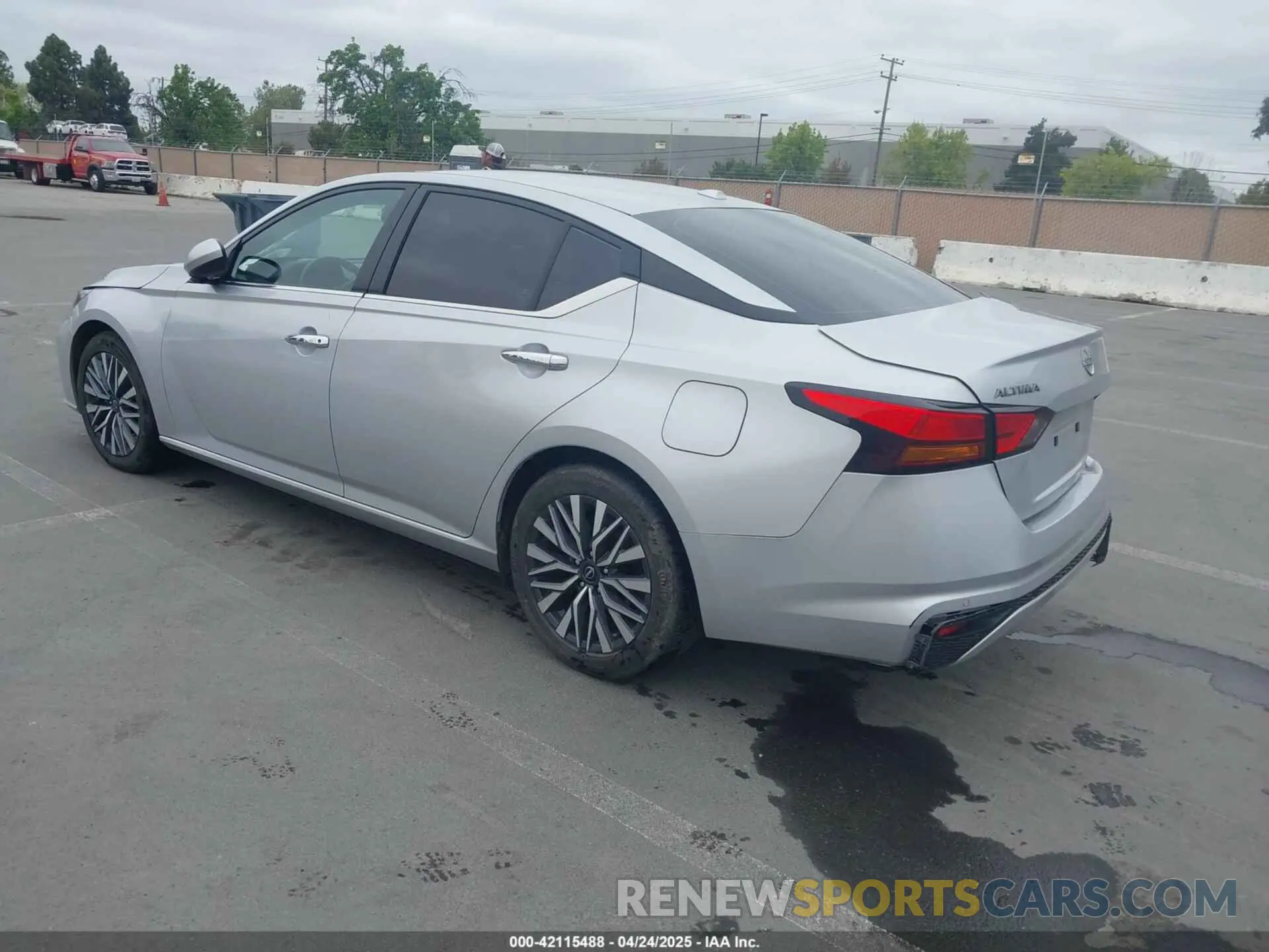 3 Photograph of a damaged car 1N4BL4DV5PN372417 NISSAN ALTIMA 2023