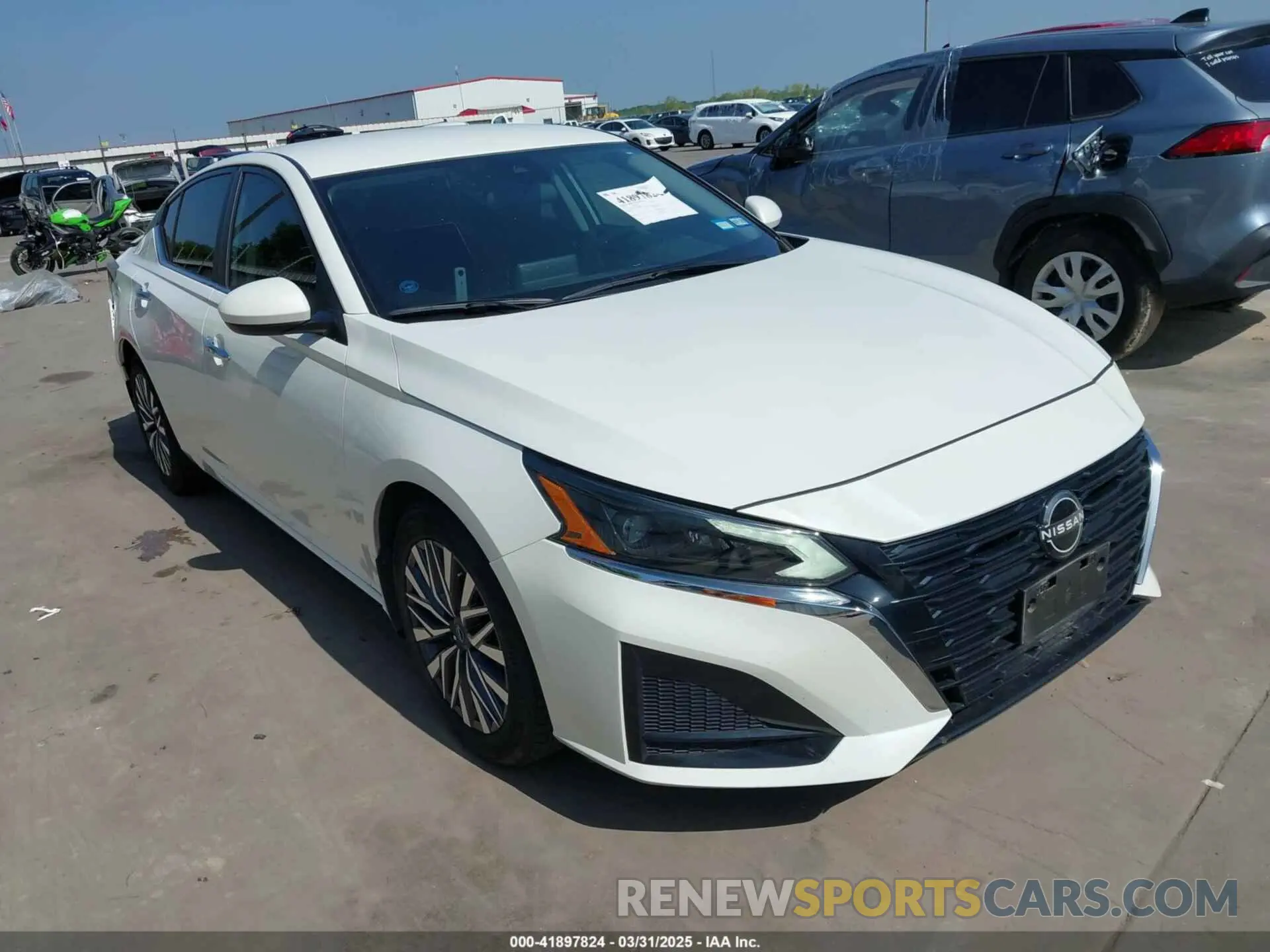 1 Photograph of a damaged car 1N4BL4DV5PN425648 NISSAN ALTIMA 2023