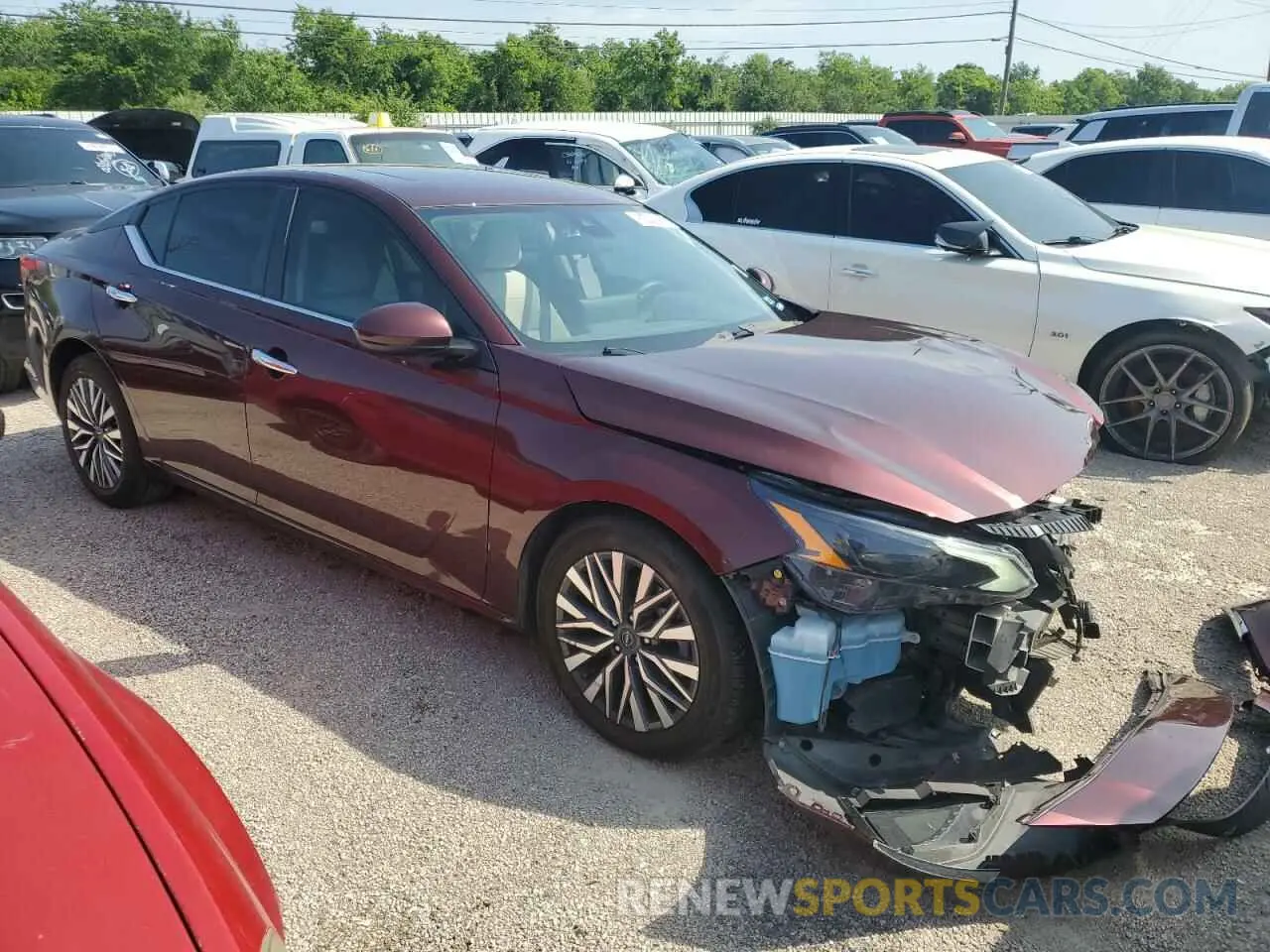 4 Photograph of a damaged car 1N4BL4DV6PN358221 NISSAN ALTIMA 2023