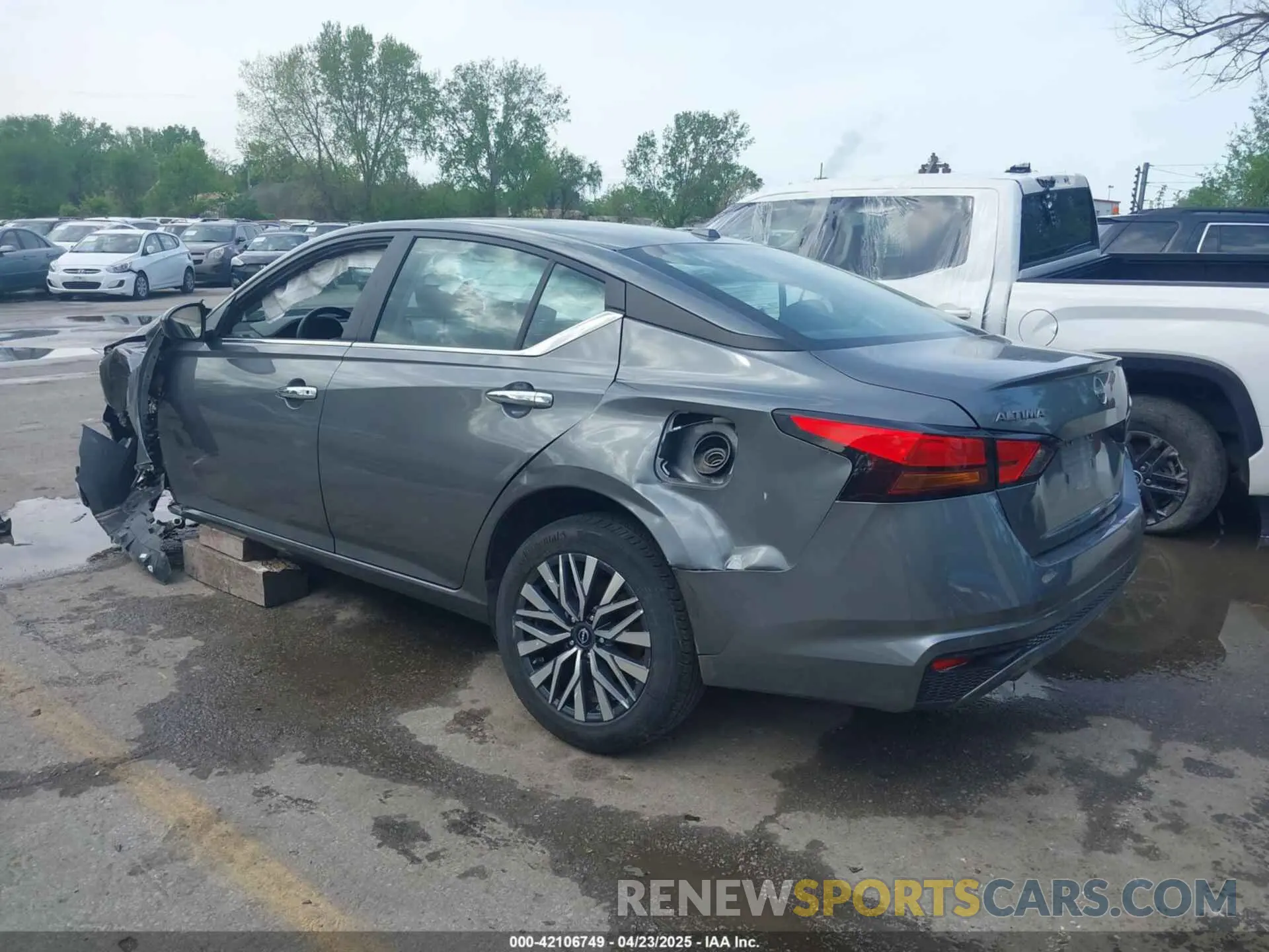 3 Photograph of a damaged car 1N4BL4DV6PN376816 NISSAN ALTIMA 2023
