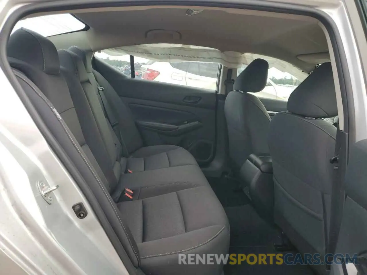 10 Photograph of a damaged car 1N4BL4DV7PN330976 NISSAN ALTIMA 2023