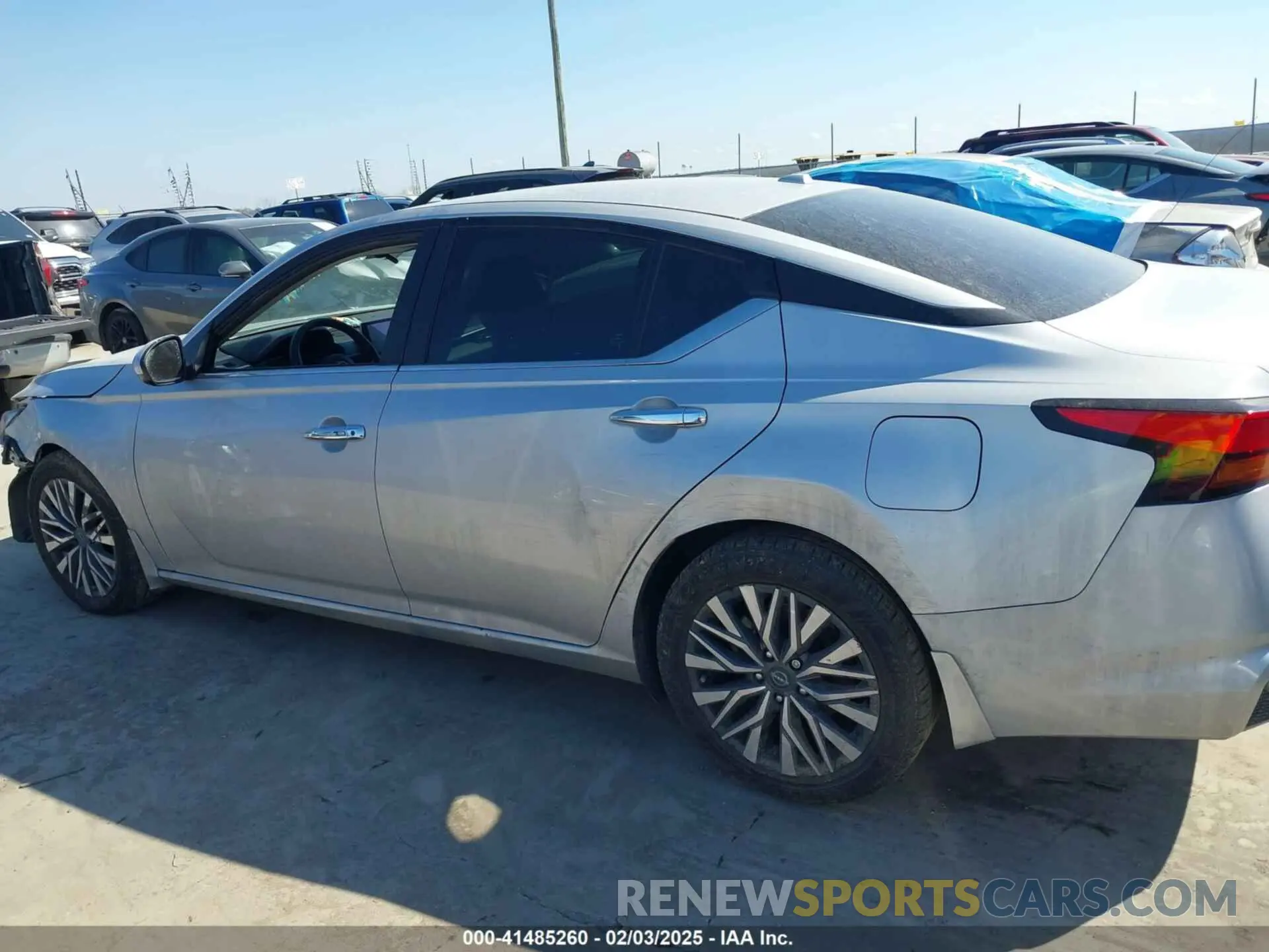 14 Photograph of a damaged car 1N4BL4DV7PN333490 NISSAN ALTIMA 2023