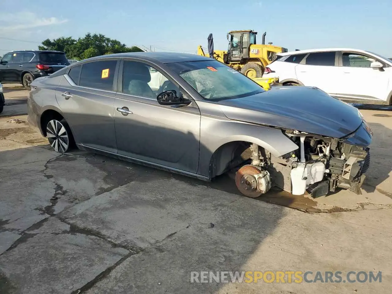 4 Photograph of a damaged car 1N4BL4DV7PN336244 NISSAN ALTIMA 2023