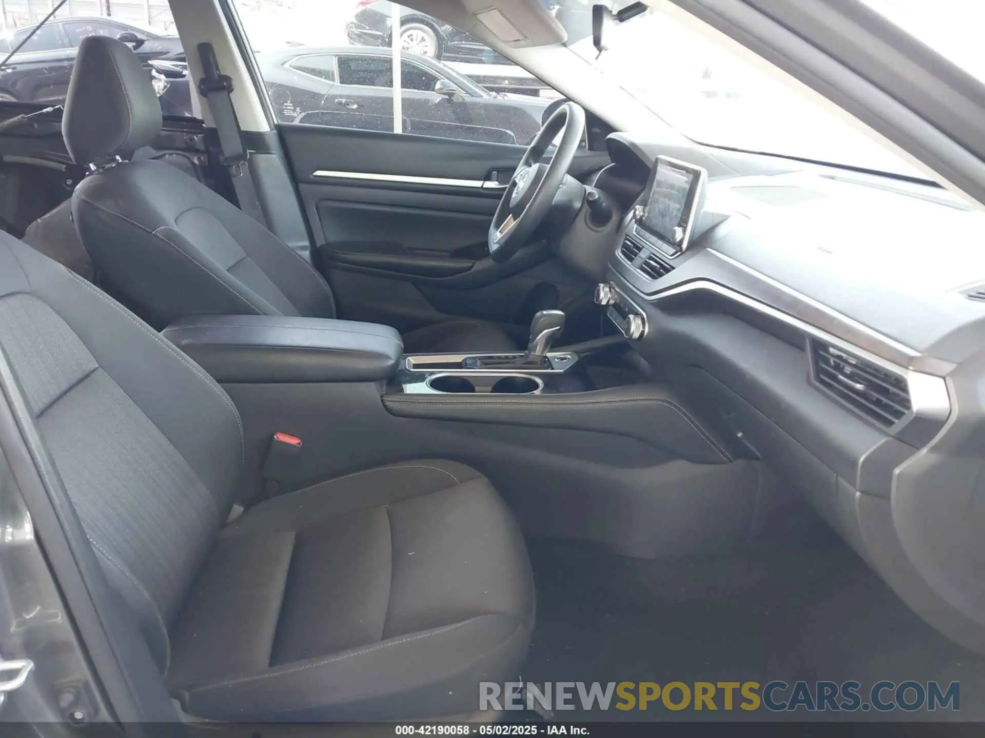 5 Photograph of a damaged car 1N4BL4DV7PN339130 NISSAN ALTIMA 2023
