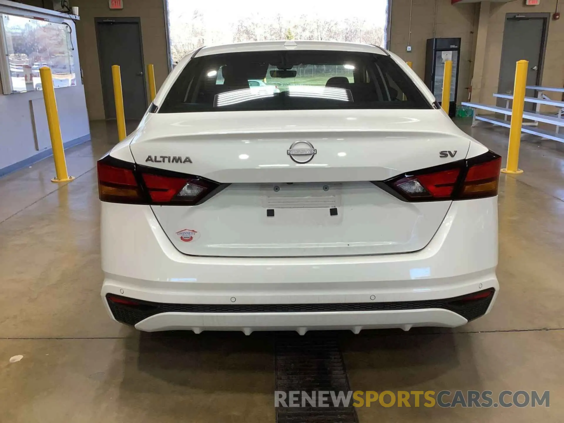 22 Photograph of a damaged car 1N4BL4DV7PN422153 NISSAN ALTIMA 2023