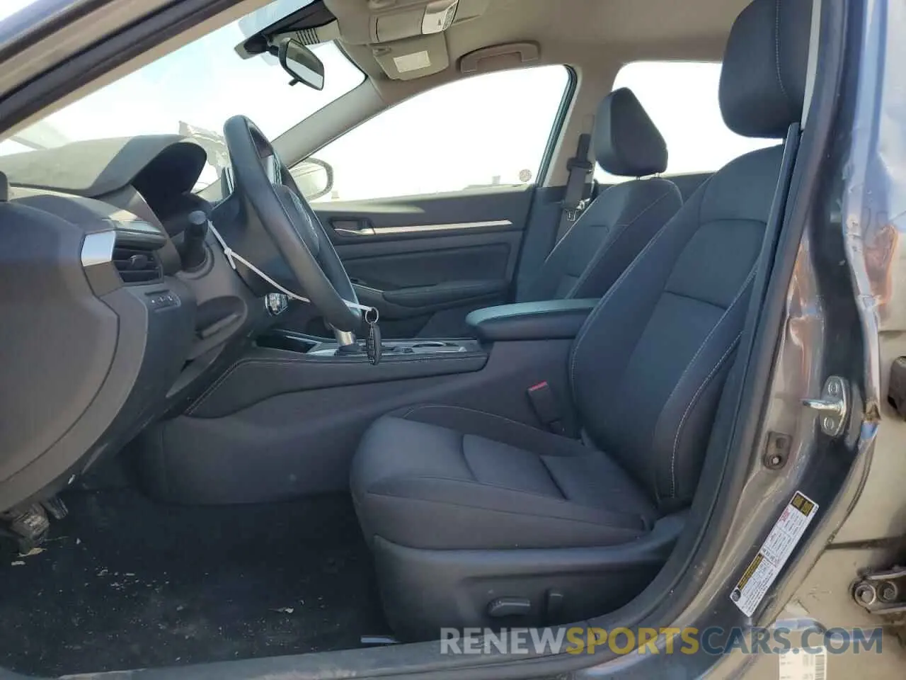 7 Photograph of a damaged car 1N4BL4DV8PN308761 NISSAN ALTIMA 2023