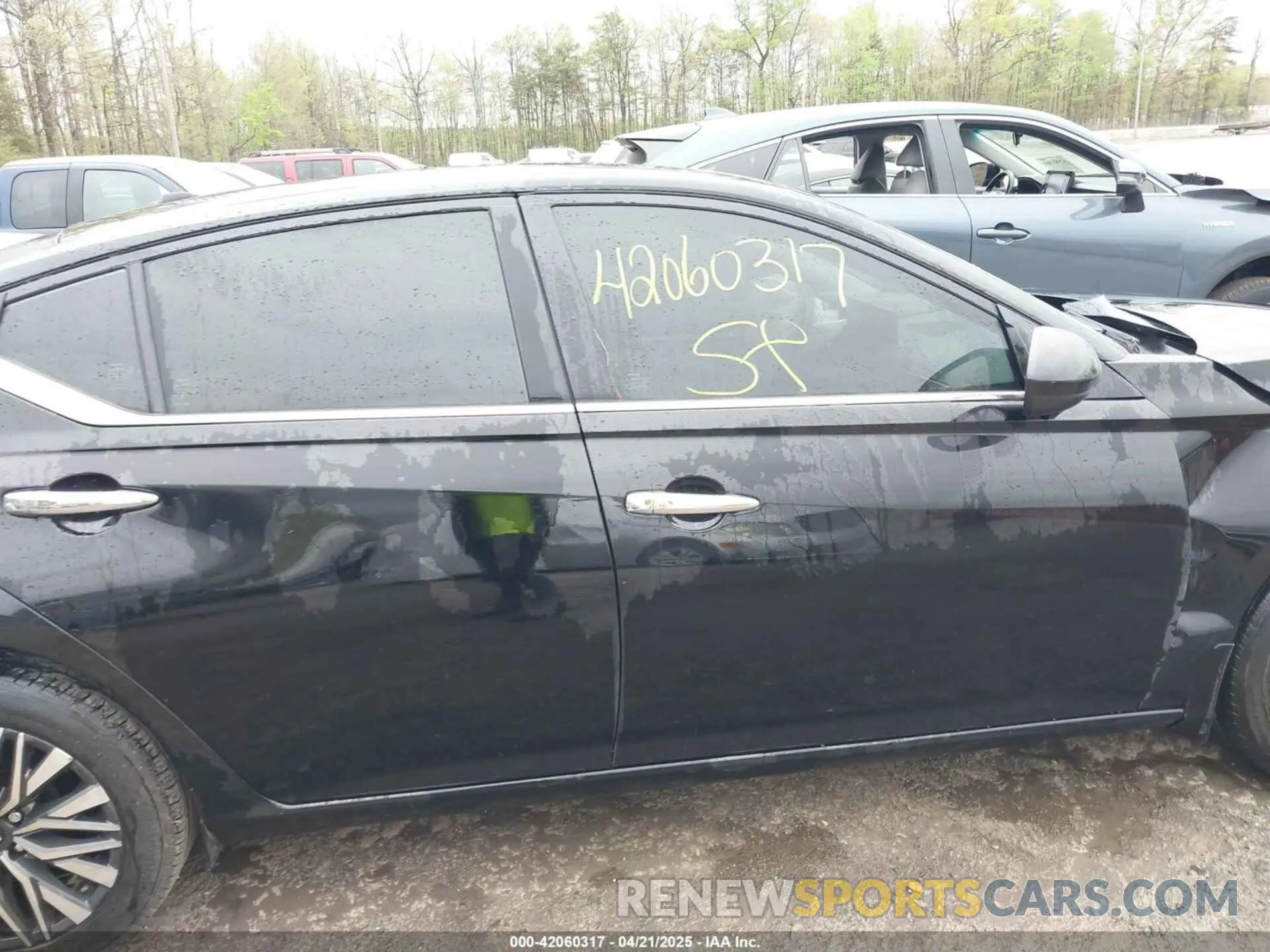 14 Photograph of a damaged car 1N4BL4DV8PN321171 NISSAN ALTIMA 2023