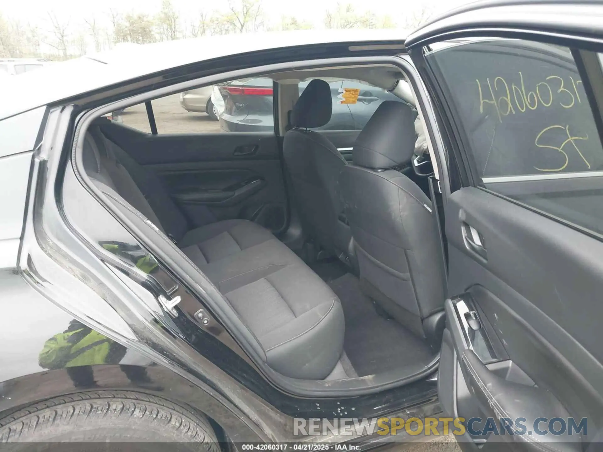 8 Photograph of a damaged car 1N4BL4DV8PN321171 NISSAN ALTIMA 2023