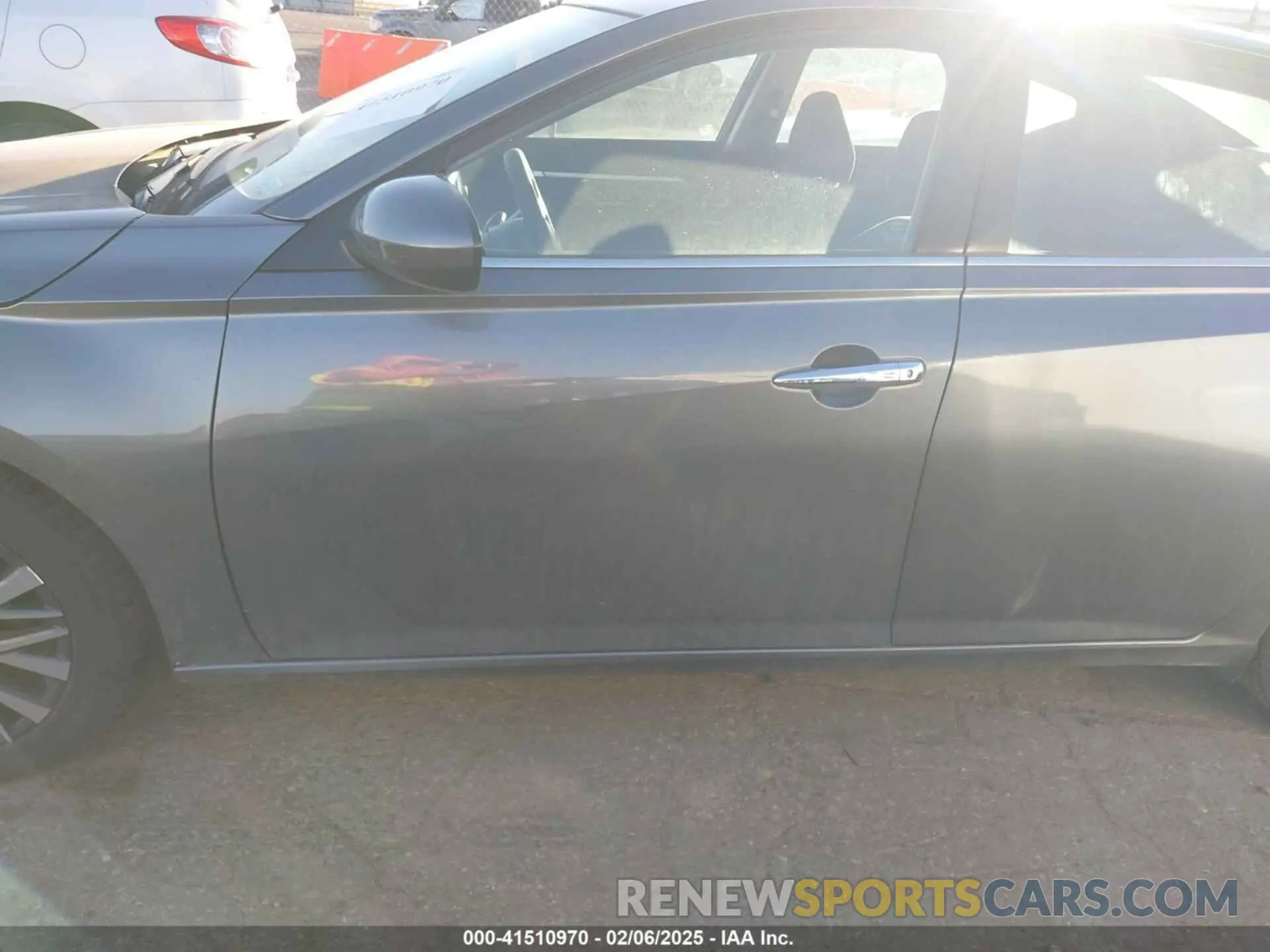 14 Photograph of a damaged car 1N4BL4DV8PN346121 NISSAN ALTIMA 2023