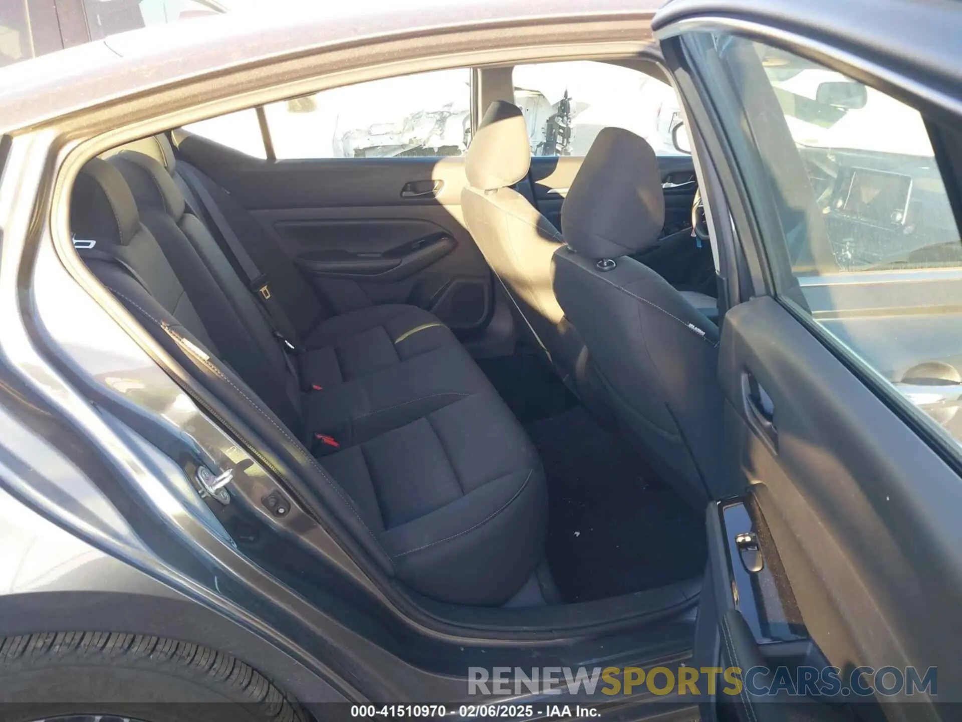 8 Photograph of a damaged car 1N4BL4DV8PN346121 NISSAN ALTIMA 2023