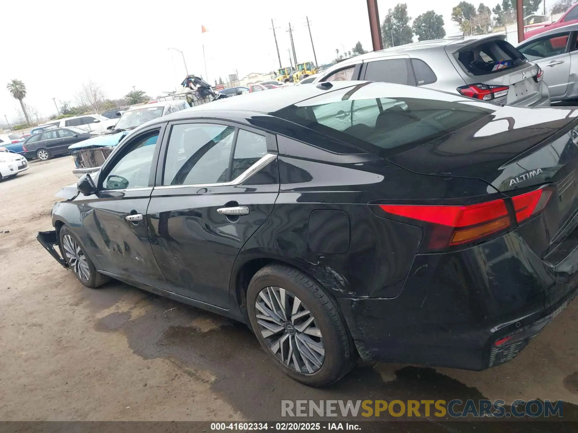 15 Photograph of a damaged car 1N4BL4DV8PN349360 NISSAN ALTIMA 2023