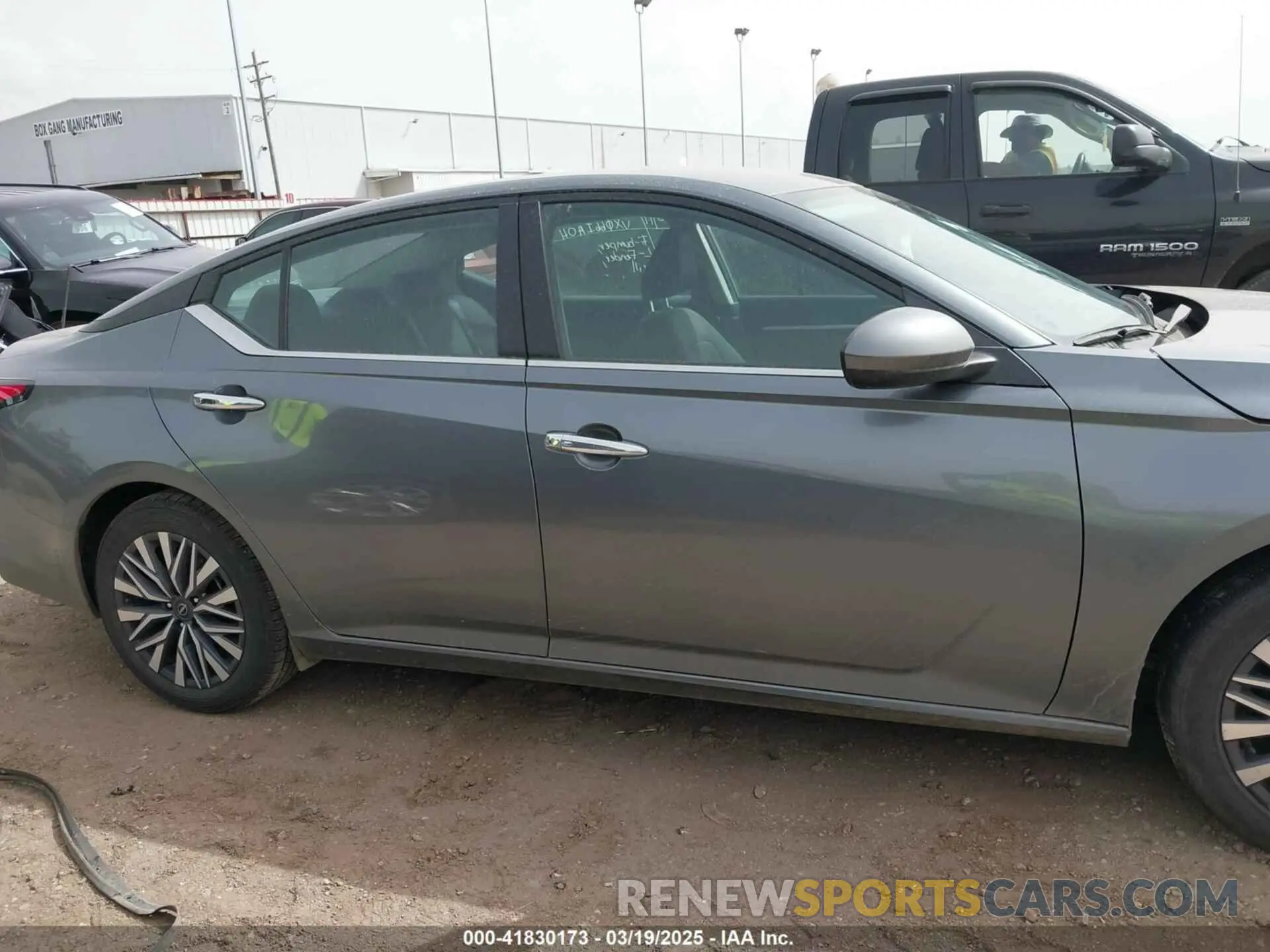14 Photograph of a damaged car 1N4BL4DV8PN357331 NISSAN ALTIMA 2023