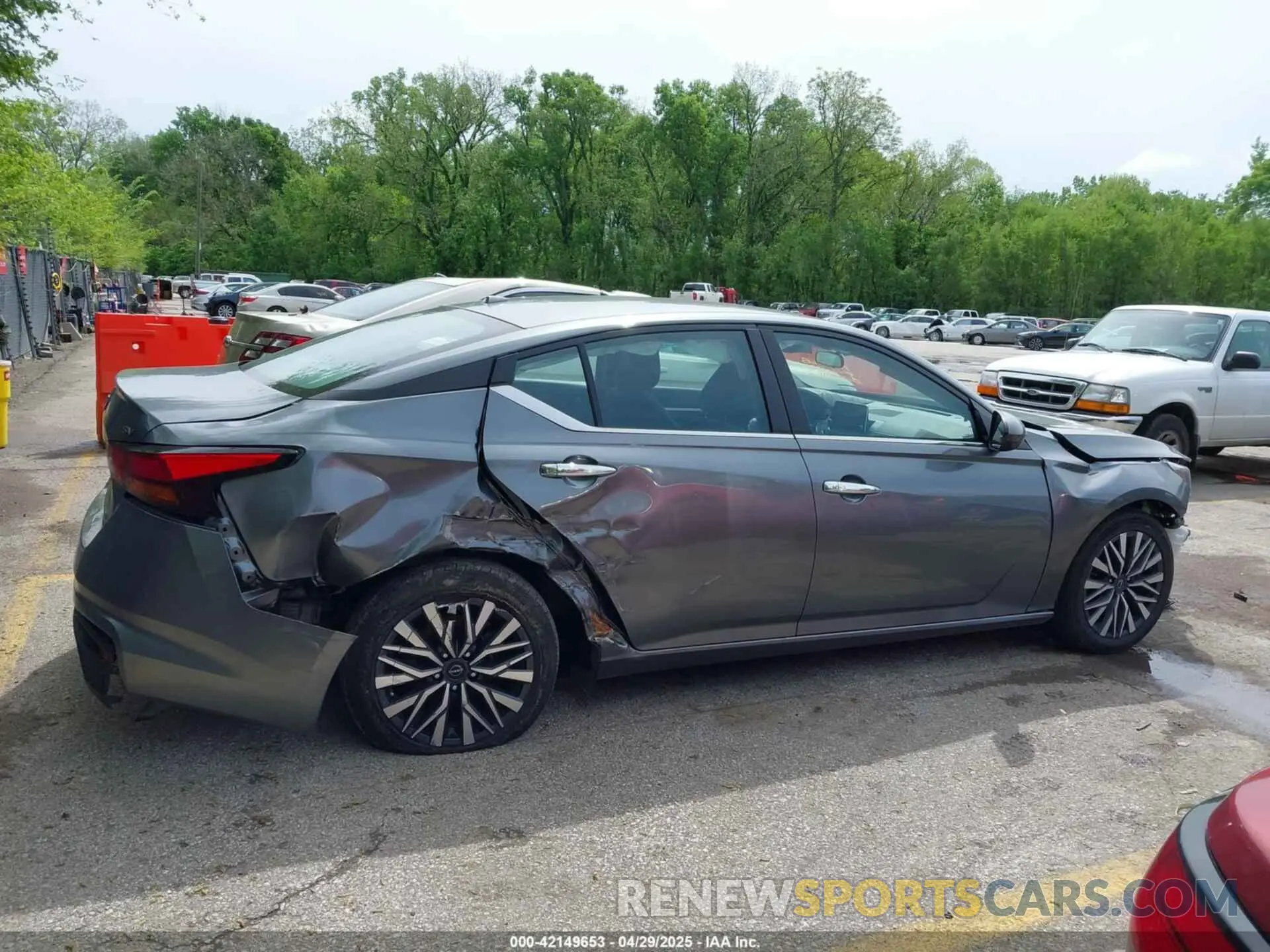 13 Photograph of a damaged car 1N4BL4DV8PN358088 NISSAN ALTIMA 2023