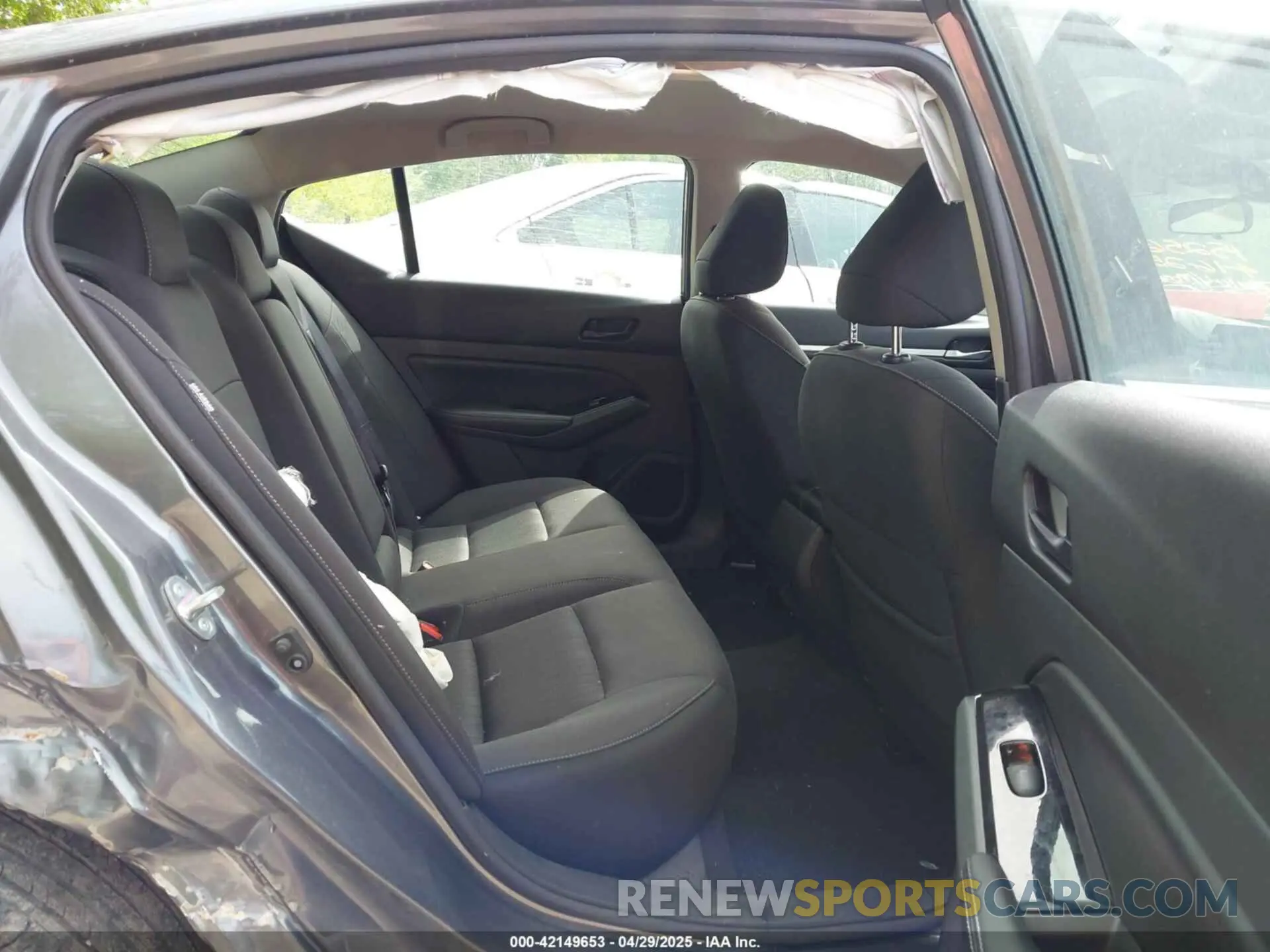 8 Photograph of a damaged car 1N4BL4DV8PN358088 NISSAN ALTIMA 2023