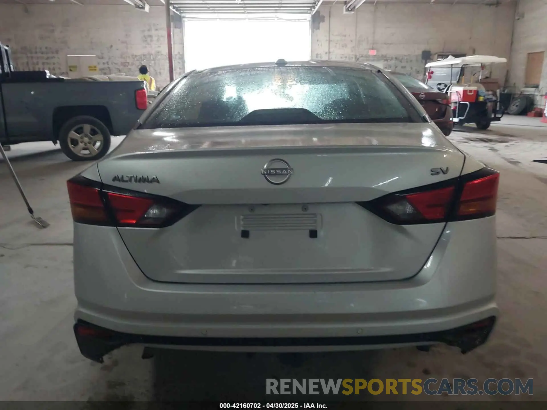 15 Photograph of a damaged car 1N4BL4DV9PN305299 NISSAN ALTIMA 2023