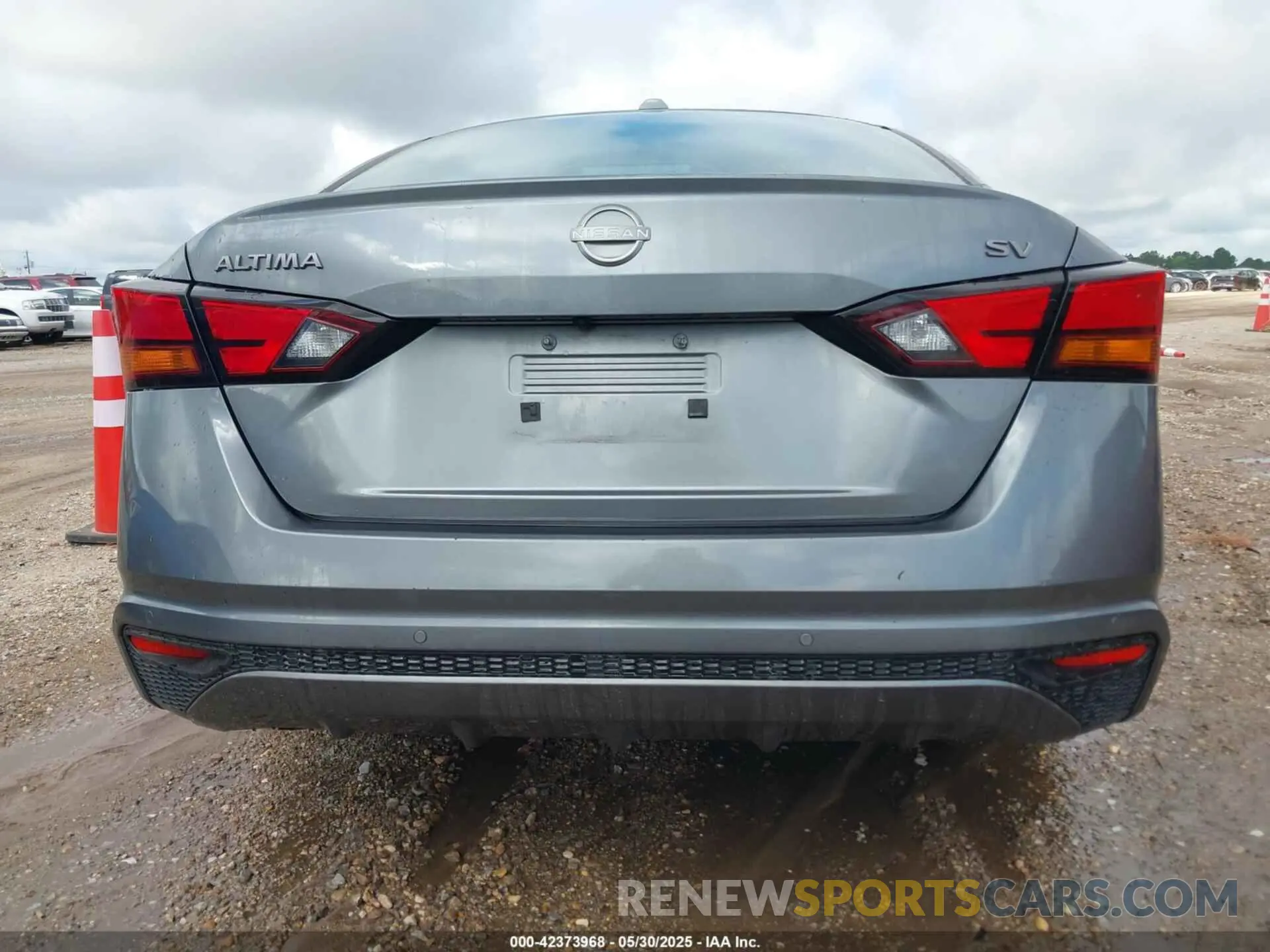 16 Photograph of a damaged car 1N4BL4DV9PN329053 NISSAN ALTIMA 2023